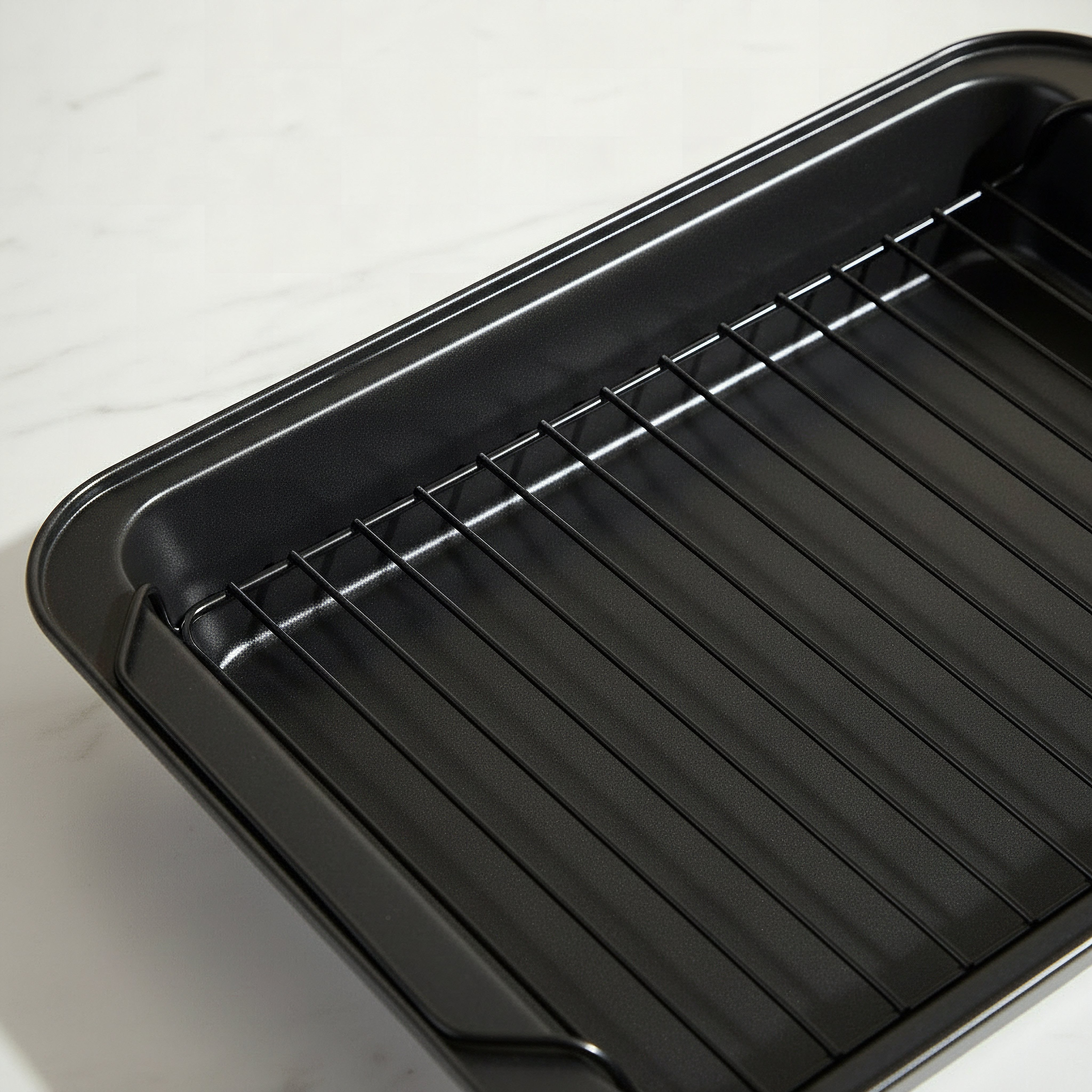 BakeOlogy Roasting Pan with Rack - 37.5x25.5 cm-hbxkitchen-bakeware-image-2