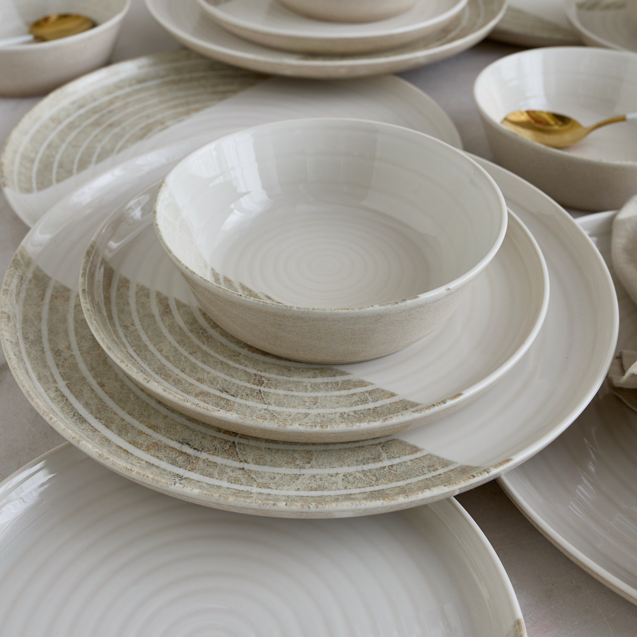 Glazia 18-Piece Colourblock High Glaze Dinner Set - Serves 6-hbxdiningroom-tabletop-dinnersets-image-2