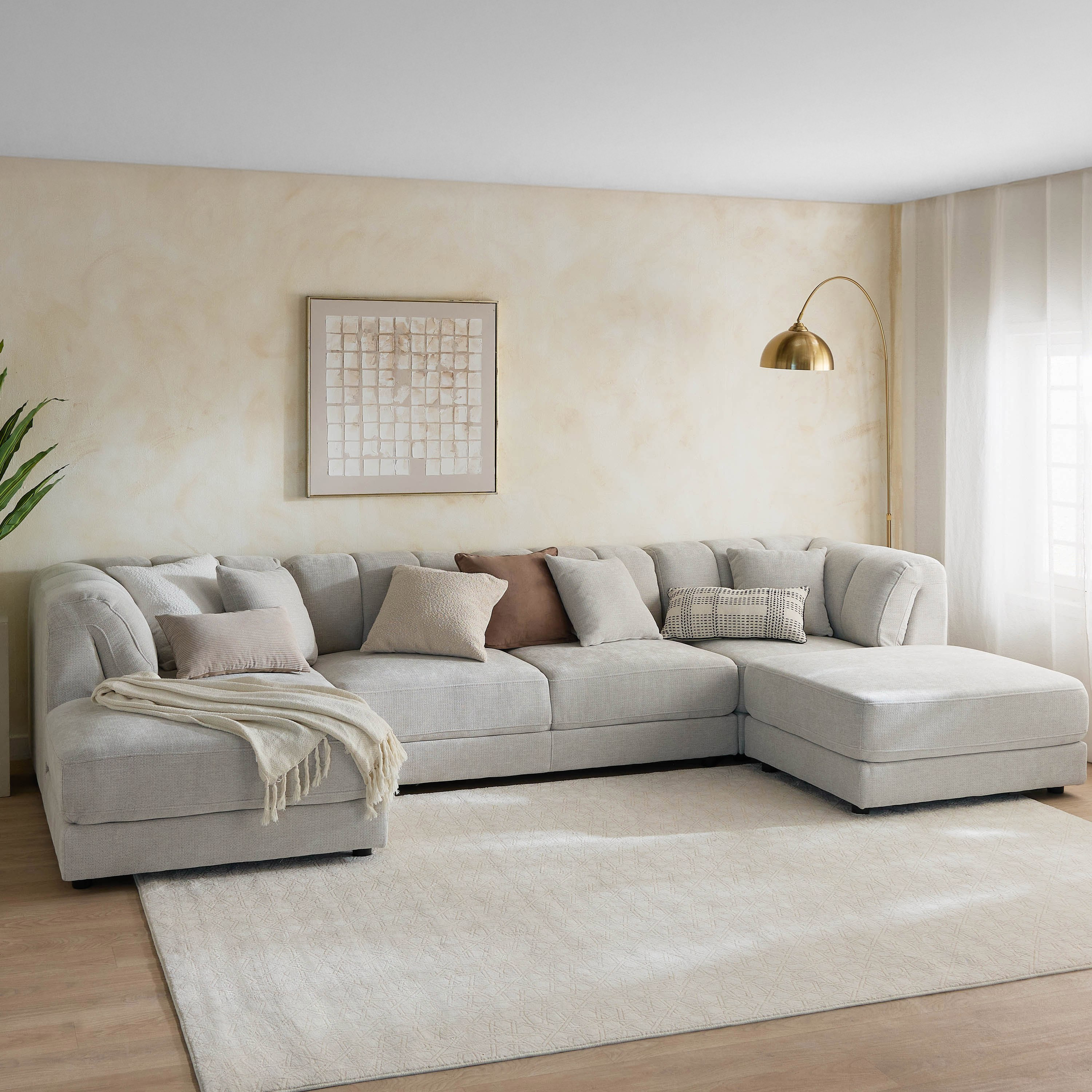 Skive Fabric Right Arm Chaise-hbxlivingroom-sofasandarmchairs-modularsofas-image-11
