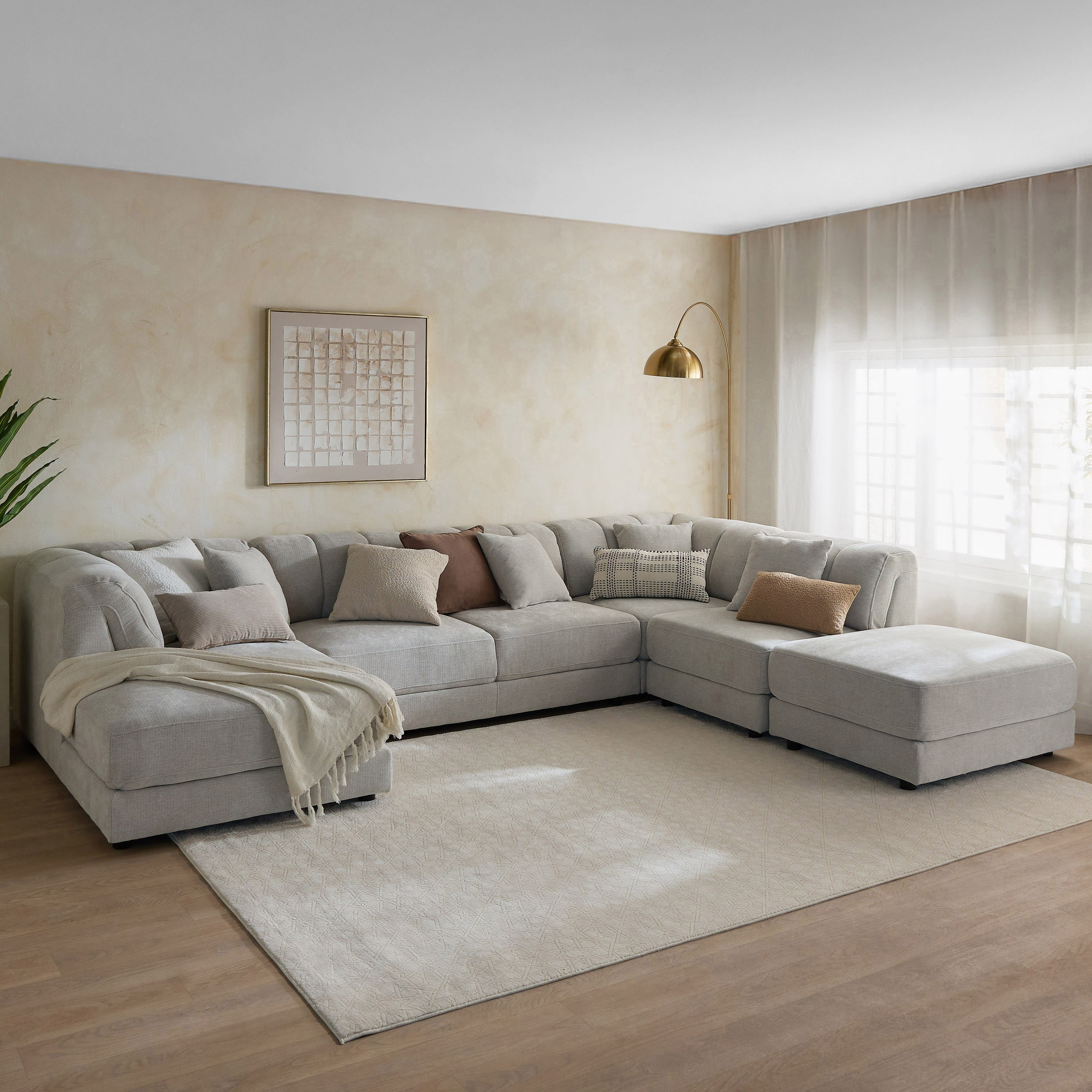 Skive Fabric Right Arm Chaise-hbxlivingroom-sofasandarmchairs-modularsofas-image-12