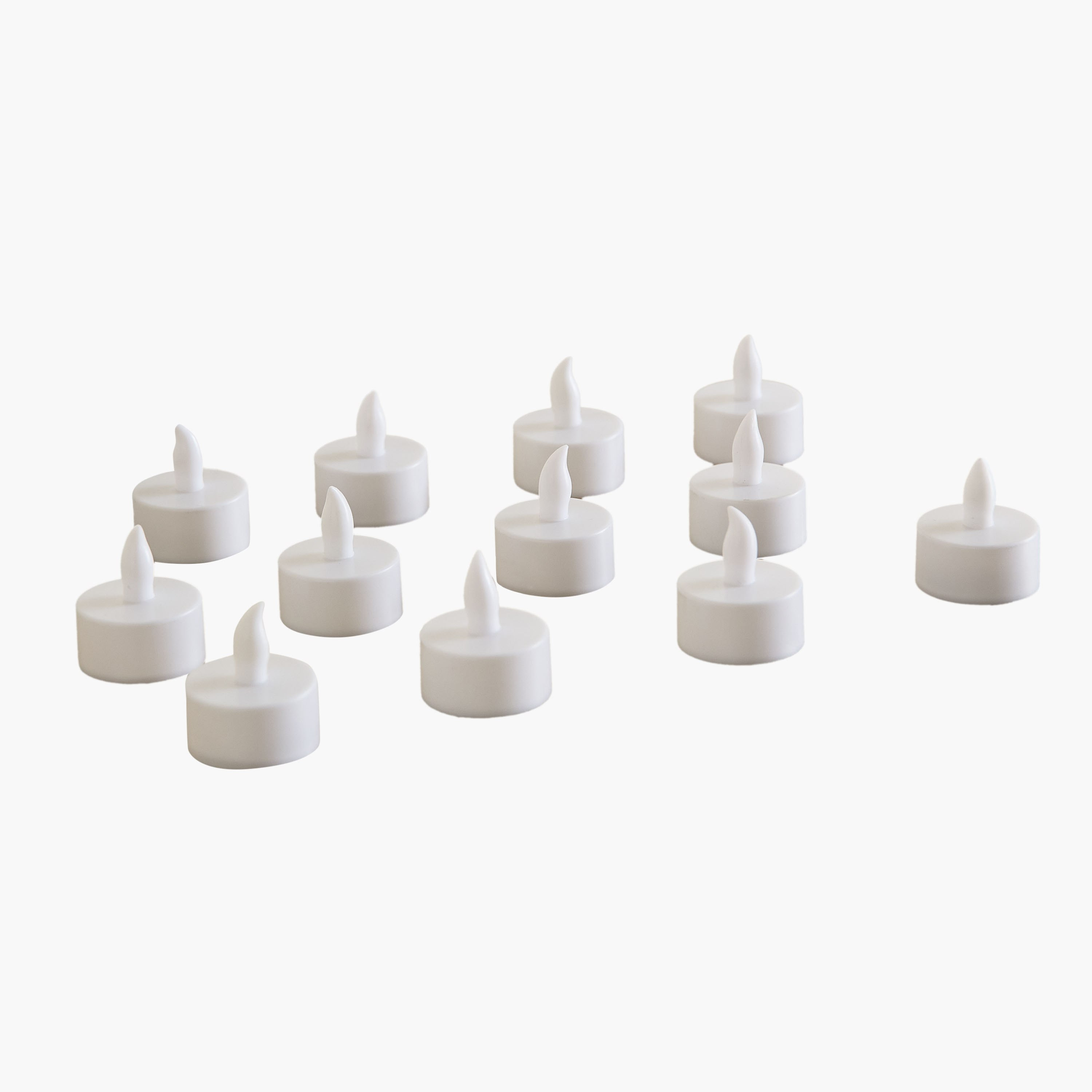 شموع صغيرة فوتيف إل إي دي بدون لهب من فيلورا - طقم من 12 قطعة-hbxlivingroom-decorandaccessories-candles-image-5