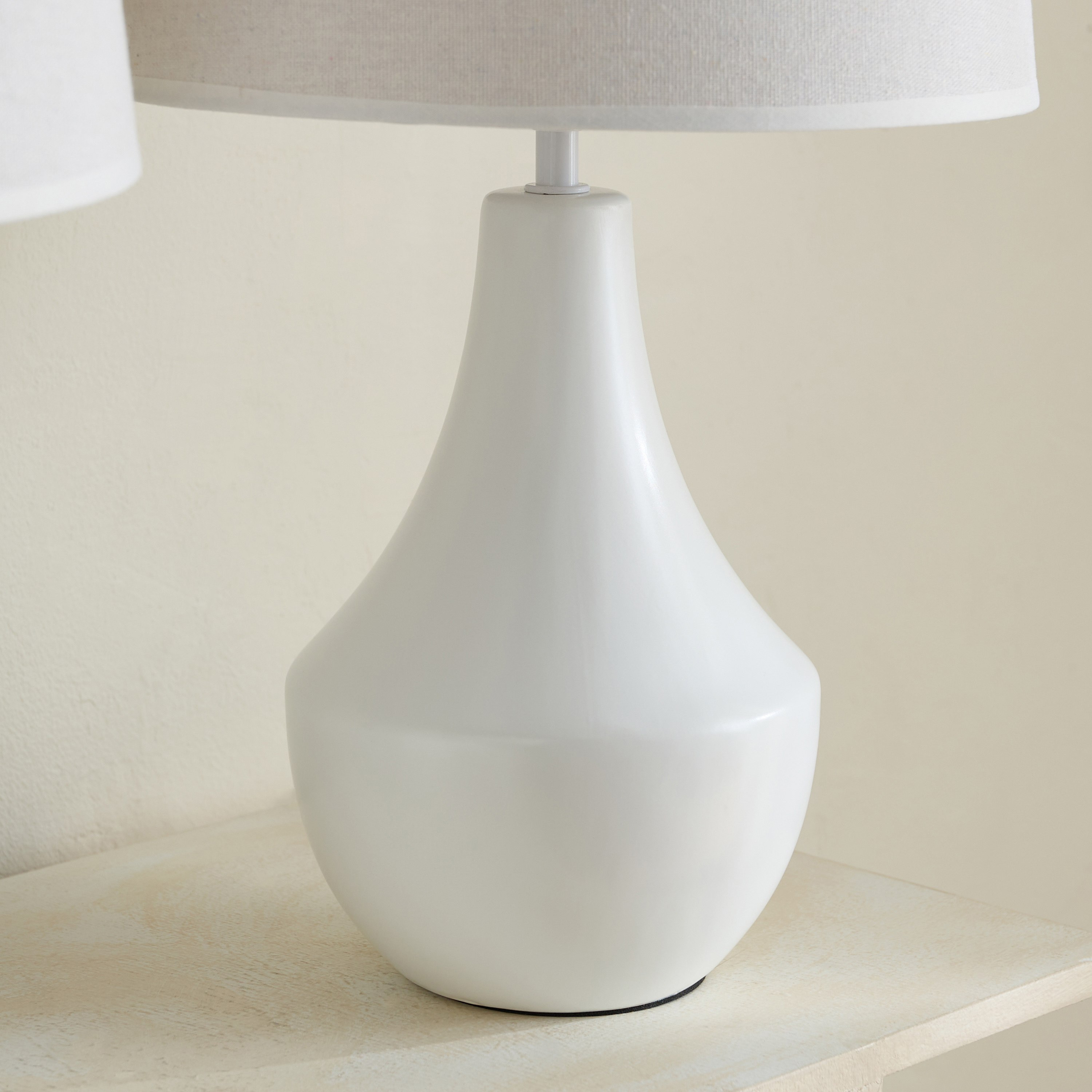 طقم مصباح طاولة سيراميك قطعتين من كايان – 28×28×50 سم-hbxlivingroom-lighting-tablelamps-image-8