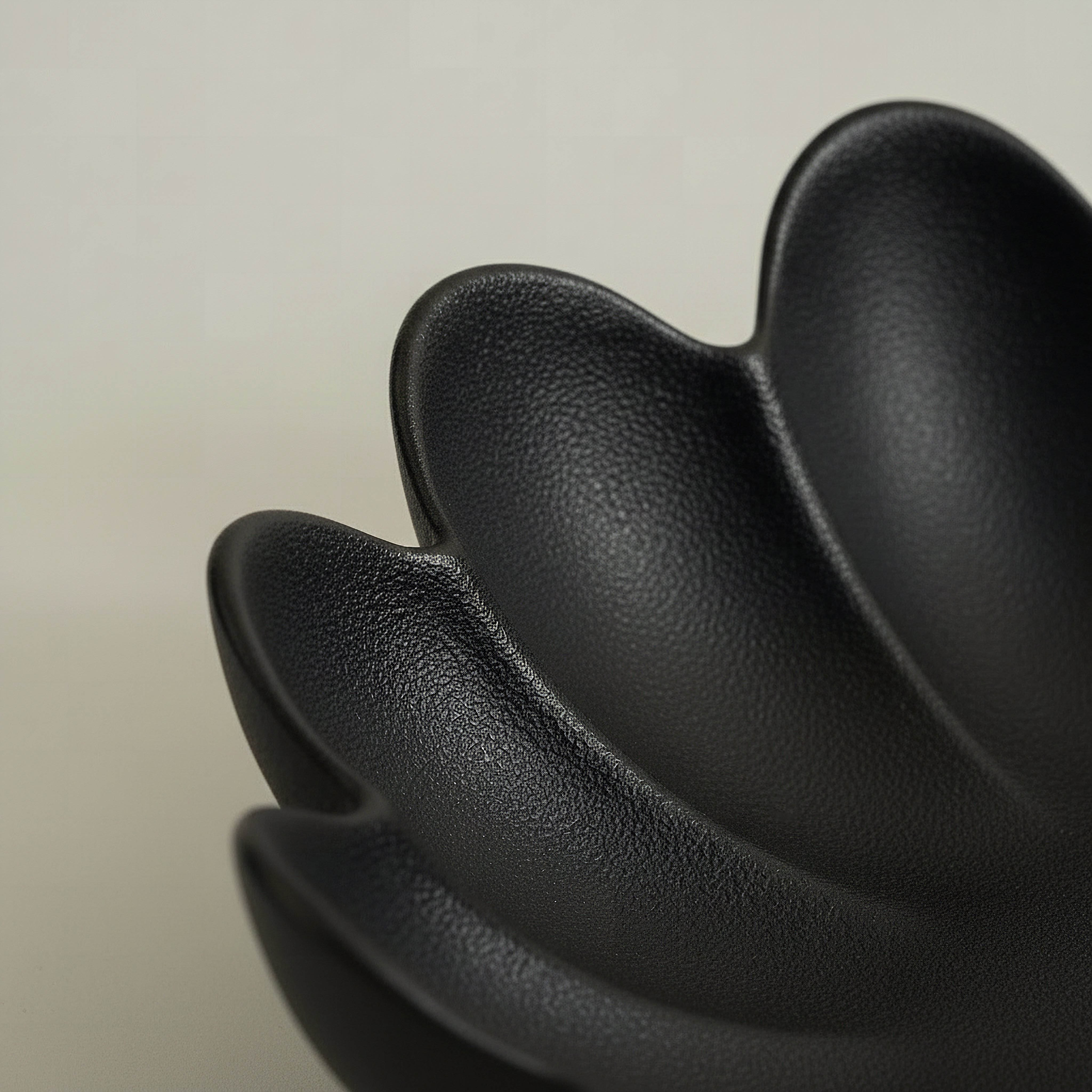 Alora Monochrome Decorative Bowl - 25.5x25.5x7 cm-hbxdecorandfurnishings-homeaccessories-bowls-image-2
