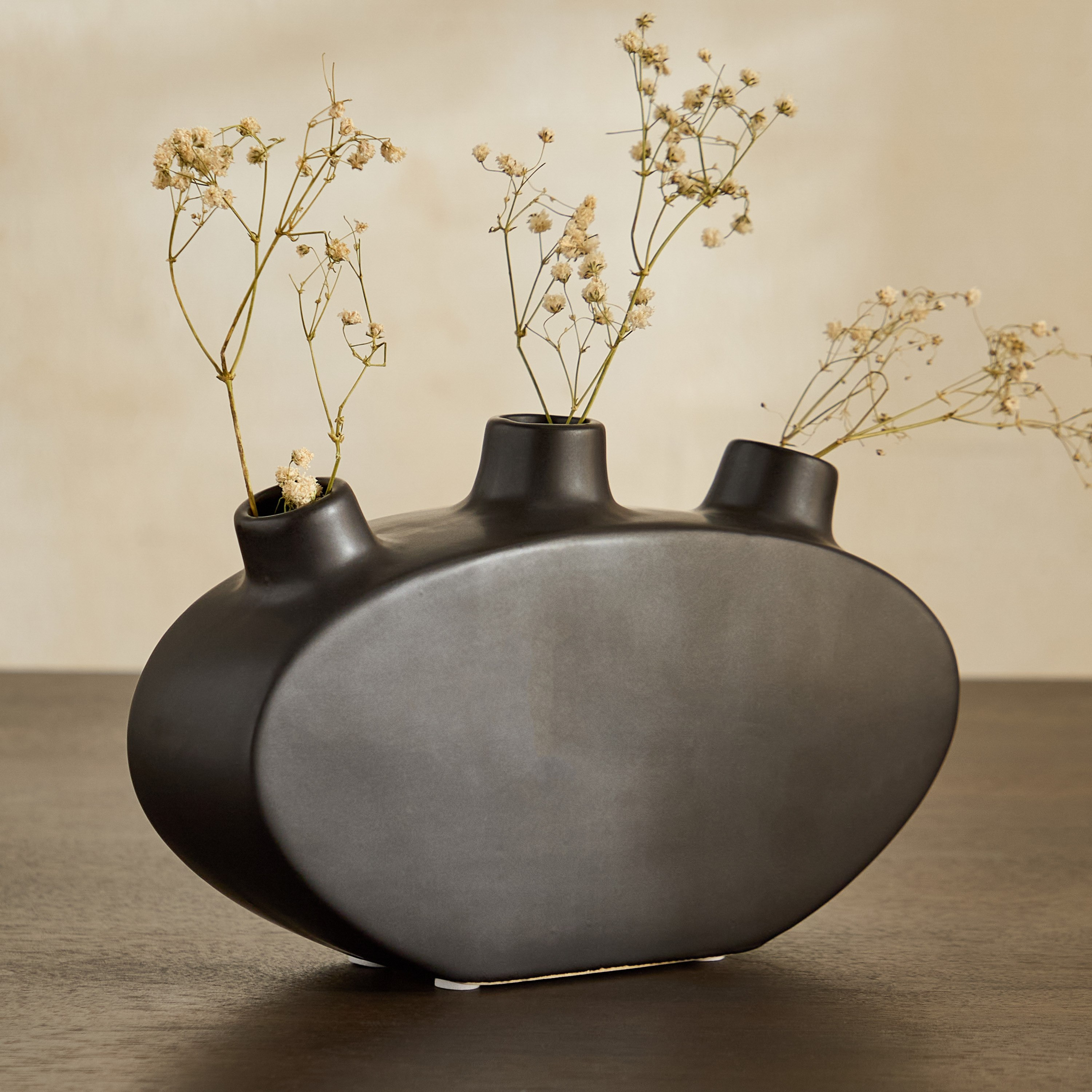 Alora Tilden Monochrome Decorative Vase - 26x6x12 cm-hbxbedroom-decorandaccessories-vases-image-5