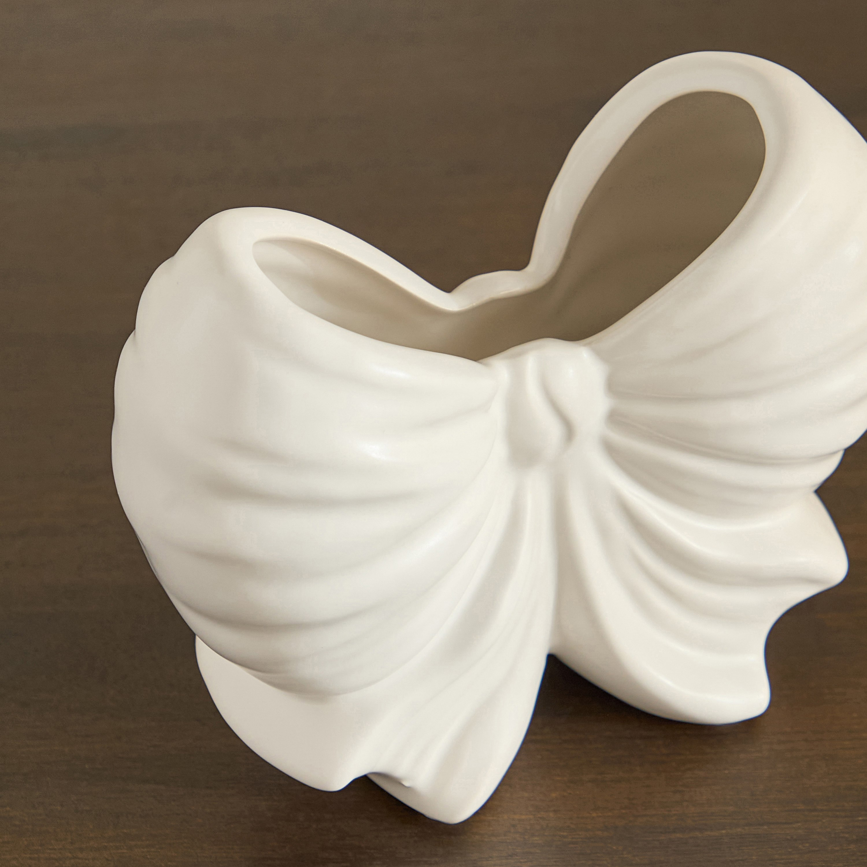 Alora Tilden Monochrome Decorative Vase - 15x6.2x12 cm-hbxbedroom-decorandaccessories-vases-image-7