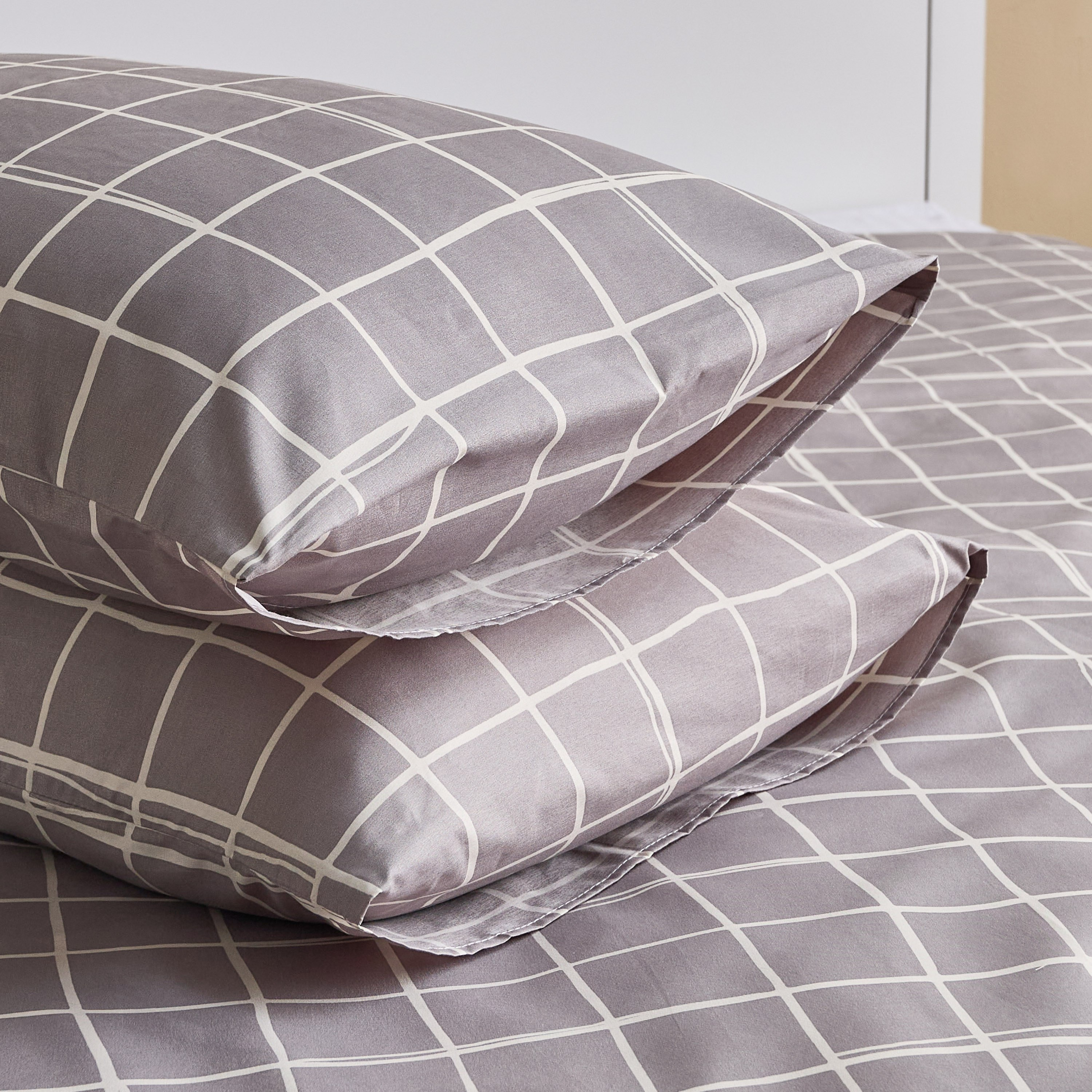 Matrix Acron 3-Piece Microfiber Printed Queen King Duvet Cover Set - 220x220 cm-hbxhomeware-hbxbedroom-image-6