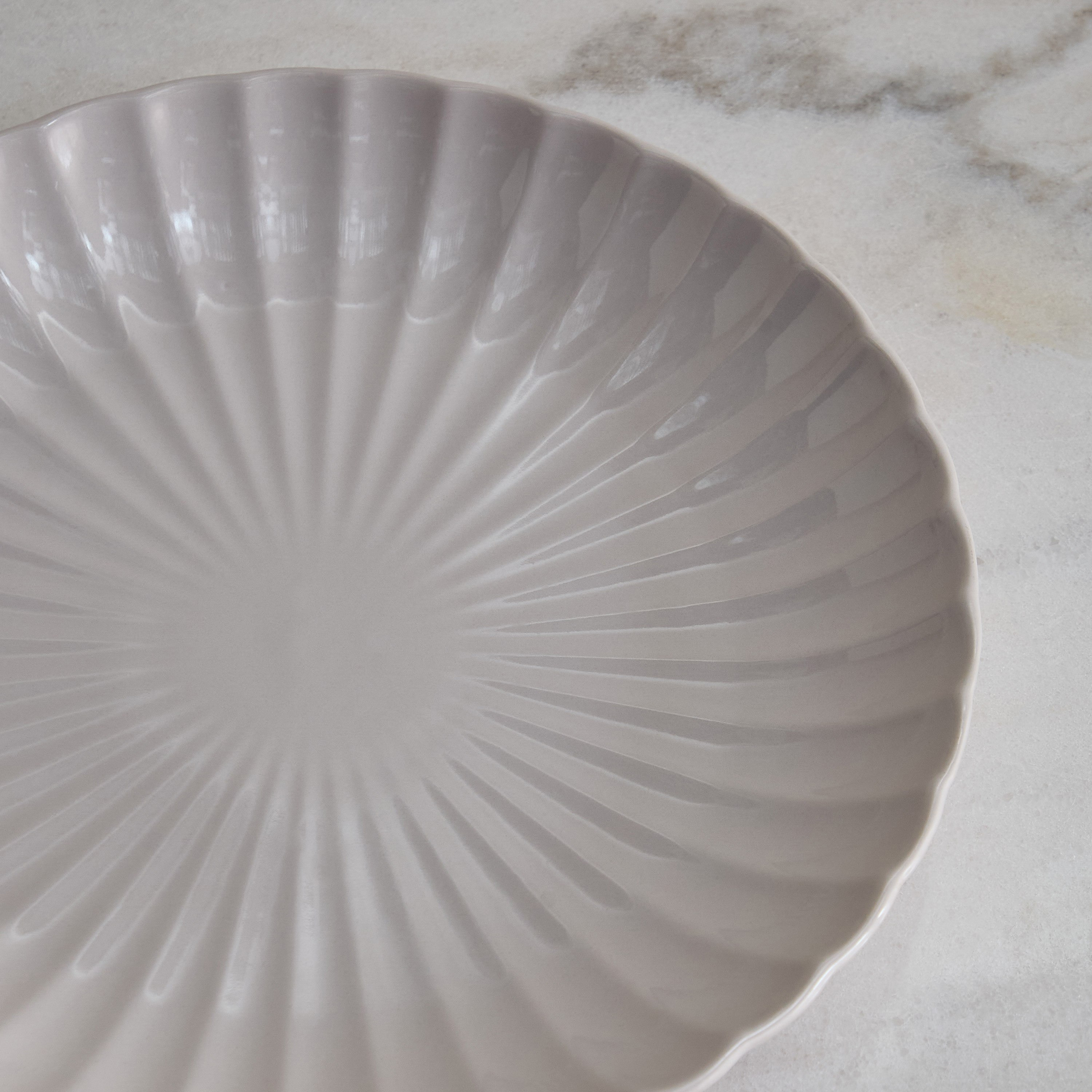Siam Scallop Dinner Plate - 27 cm-hbxdecorandfurnishings-tabletop-crockery-image-7