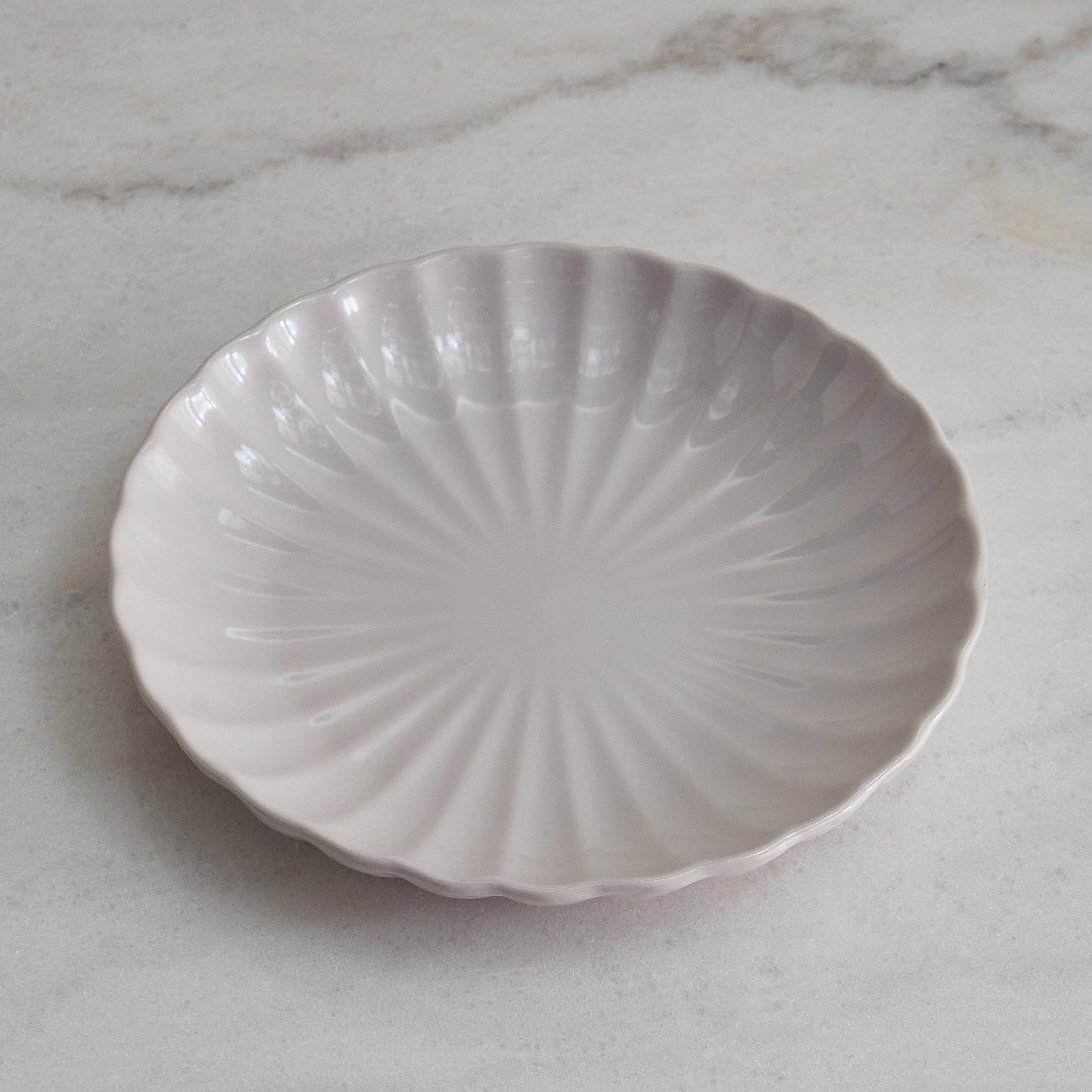 صحن جانبي صدفي من سيام - 20 سم-hbxdecorandfurnishings-tabletop-crockery-image-6