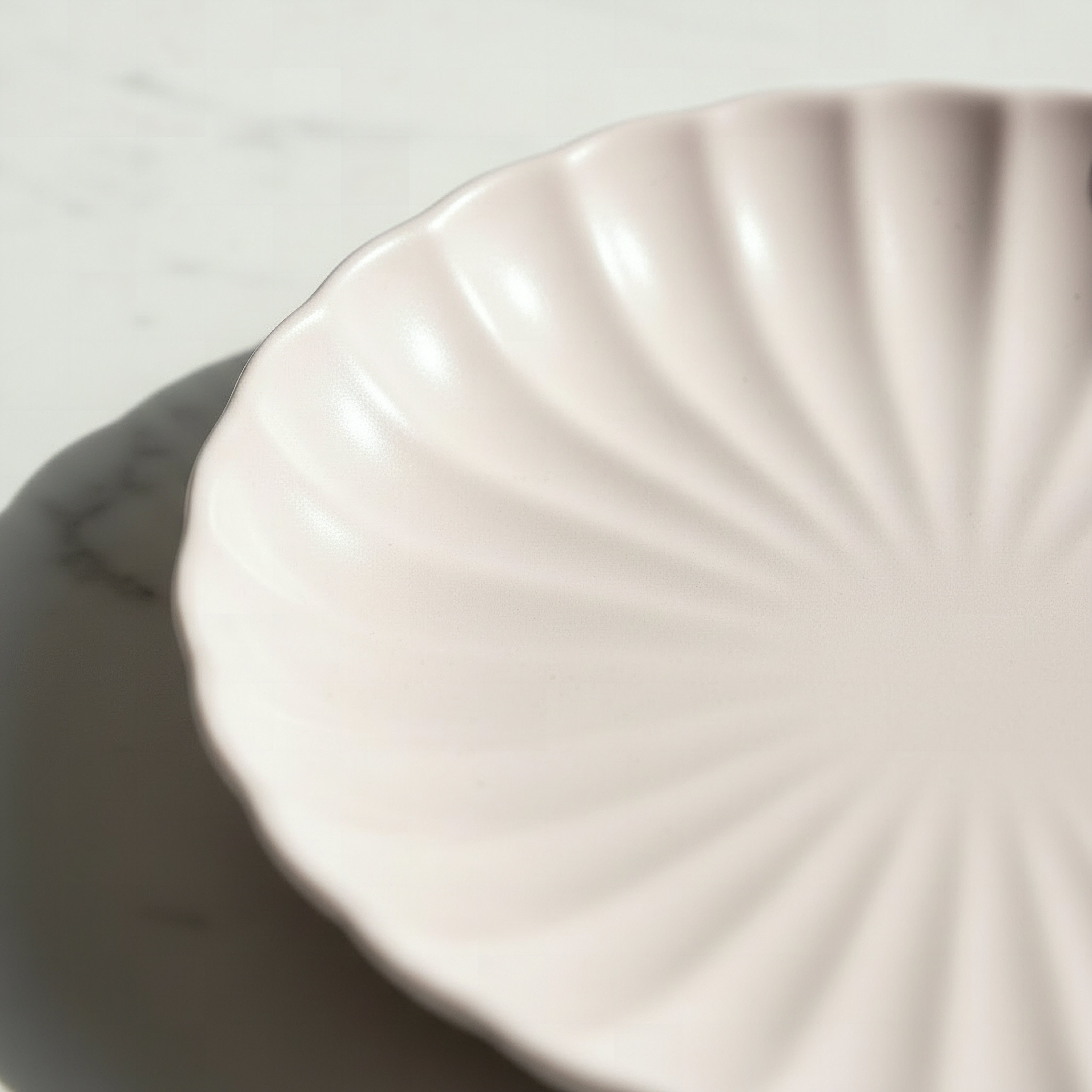 صحن جانبي صدفي من سيام - 20 سم-hbxdecorandfurnishings-tabletop-crockery-image-3