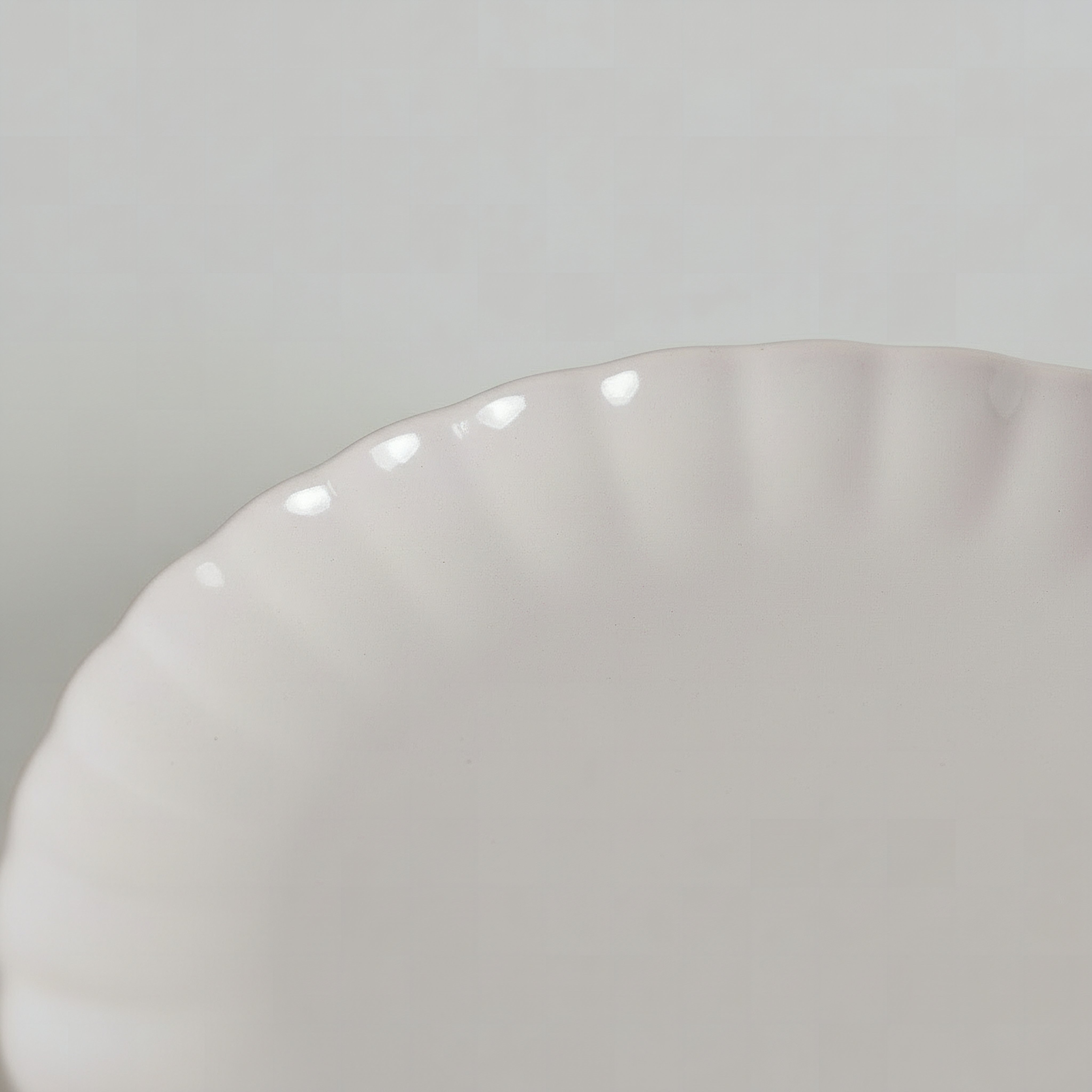 Siam Scallop Pedestal Cake Stand - 30.5 cm-hbxdecorandfurnishings-tabletop-serveware-image-3