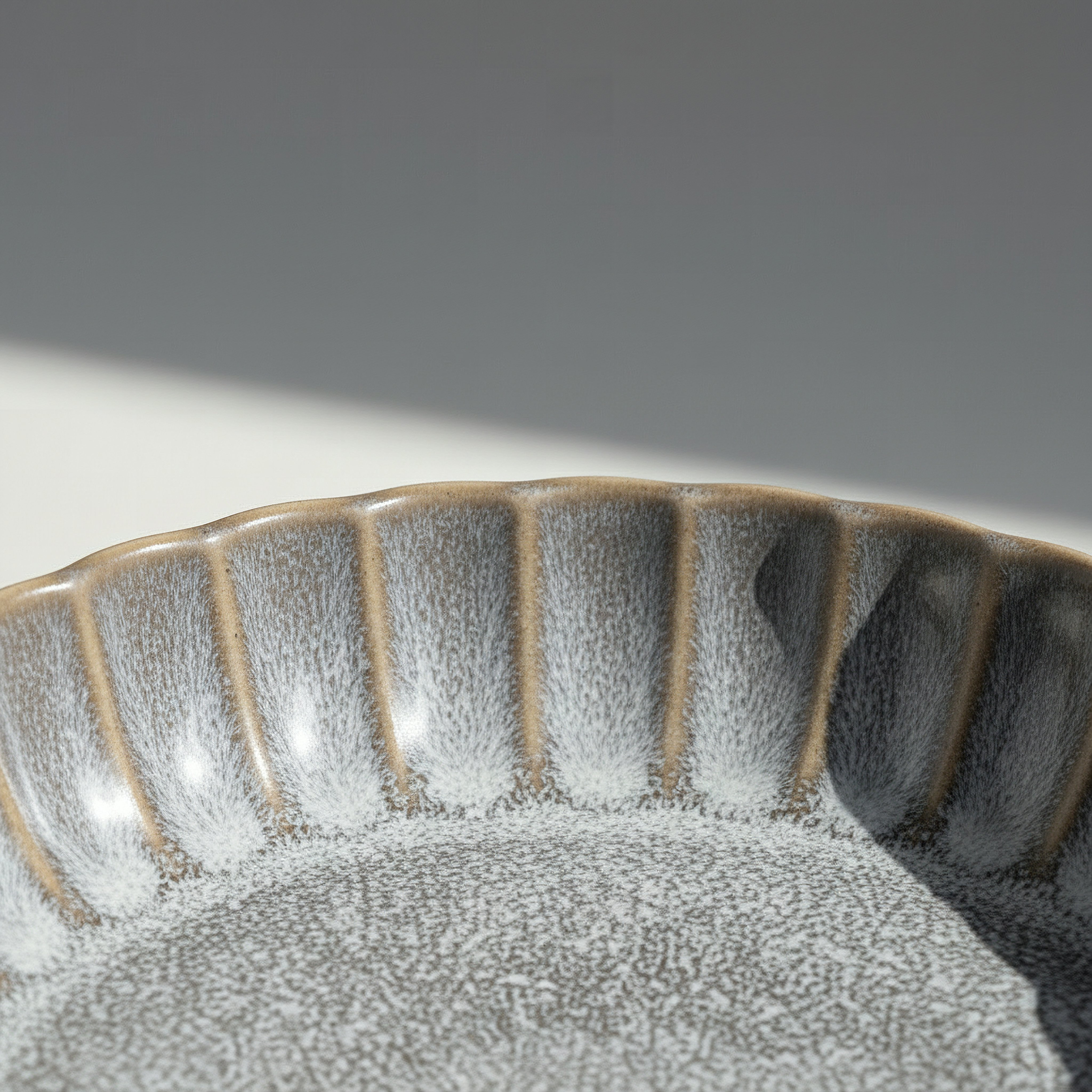 Siam Scallop Soup Plate - 21.5 cm-hbxdecorandfurnishings-tabletop-crockery-image-3