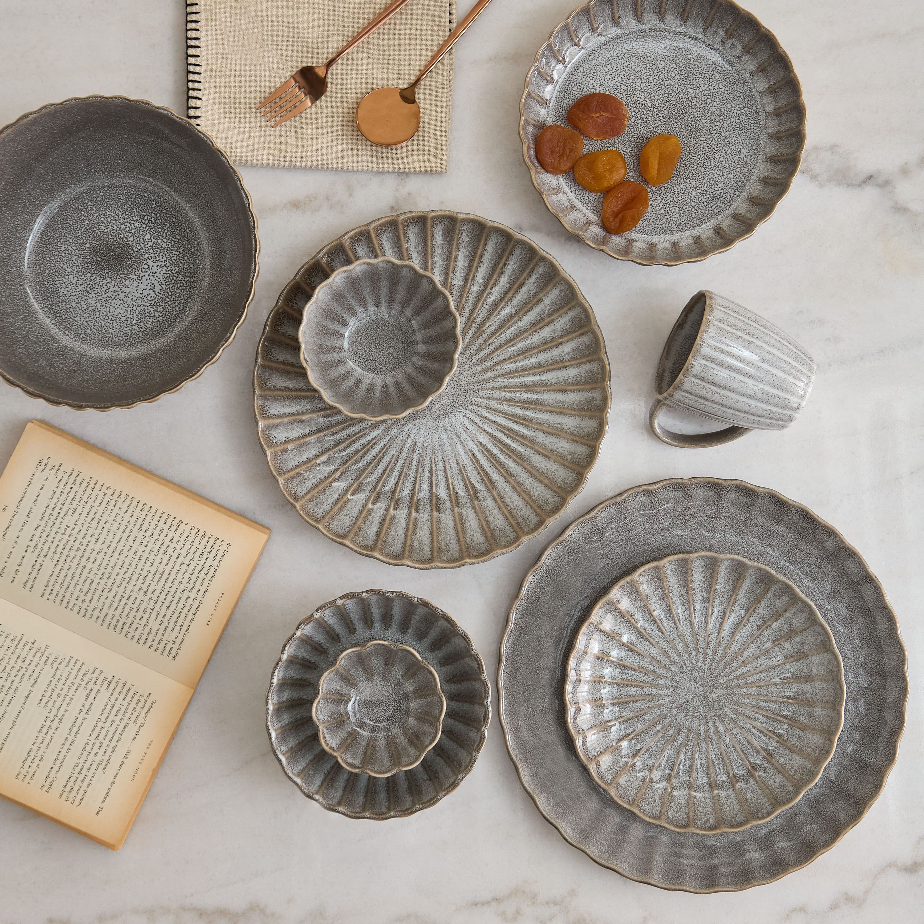 Siam Scallop Serving Bowl - 22.8 cm-hbxdecorandfurnishings-tabletop-serveware-image-8
