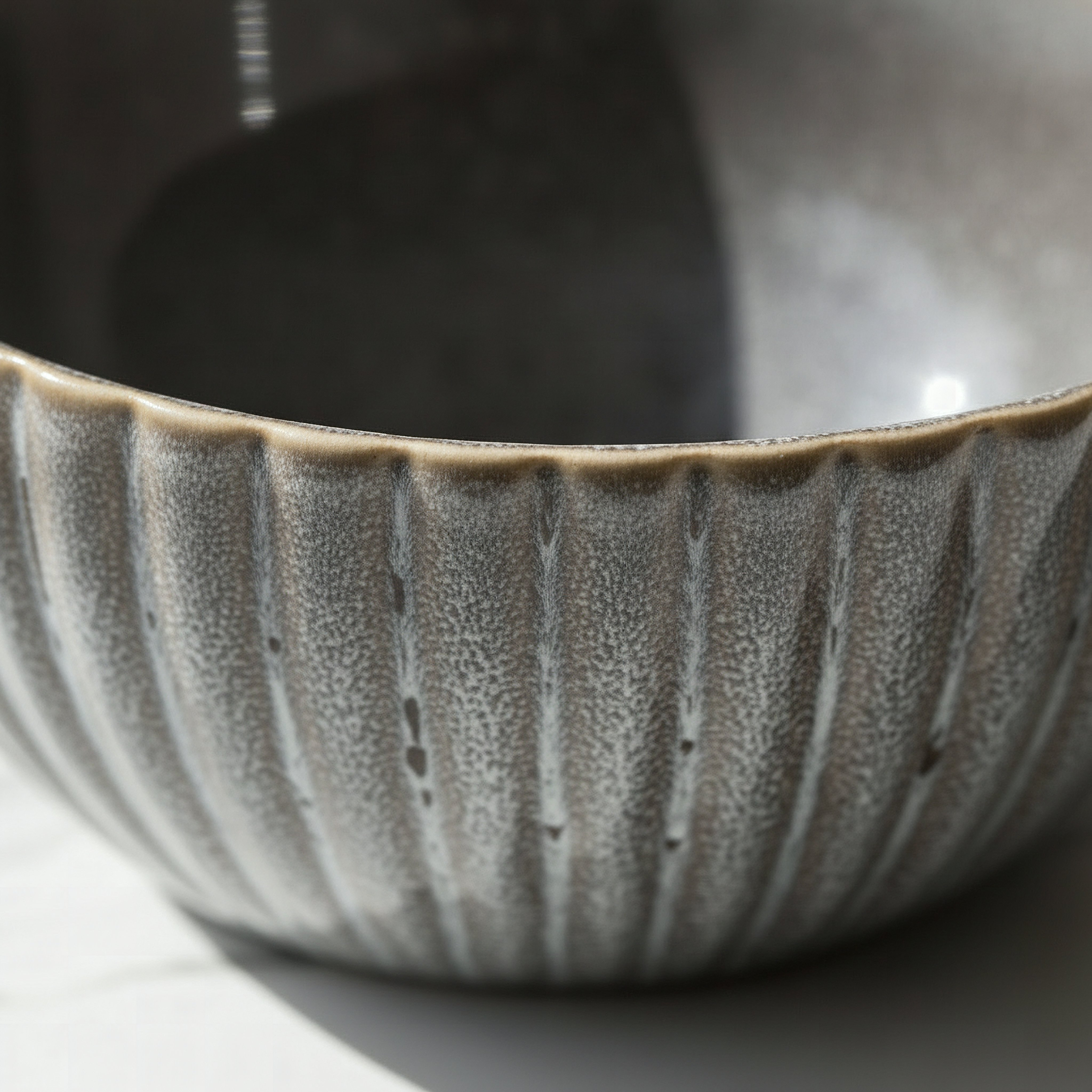 Siam Scallop Serving Bowl - 22.8 cm-hbxdecorandfurnishings-tabletop-serveware-image-3