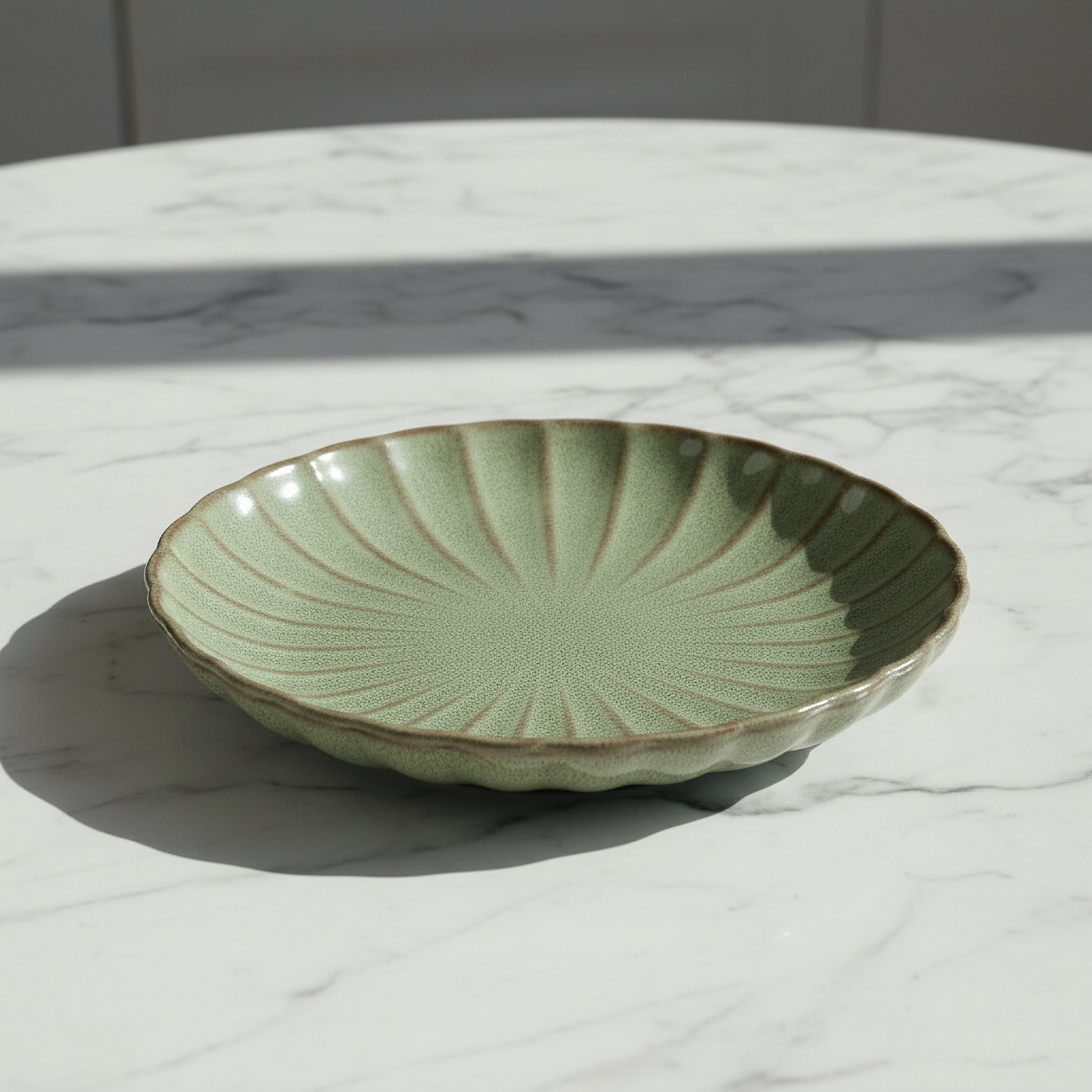 صحن جانبي بتصميم صدفي من سيام - 20 سم-hbxdecorandfurnishings-tabletop-crockery-image-1