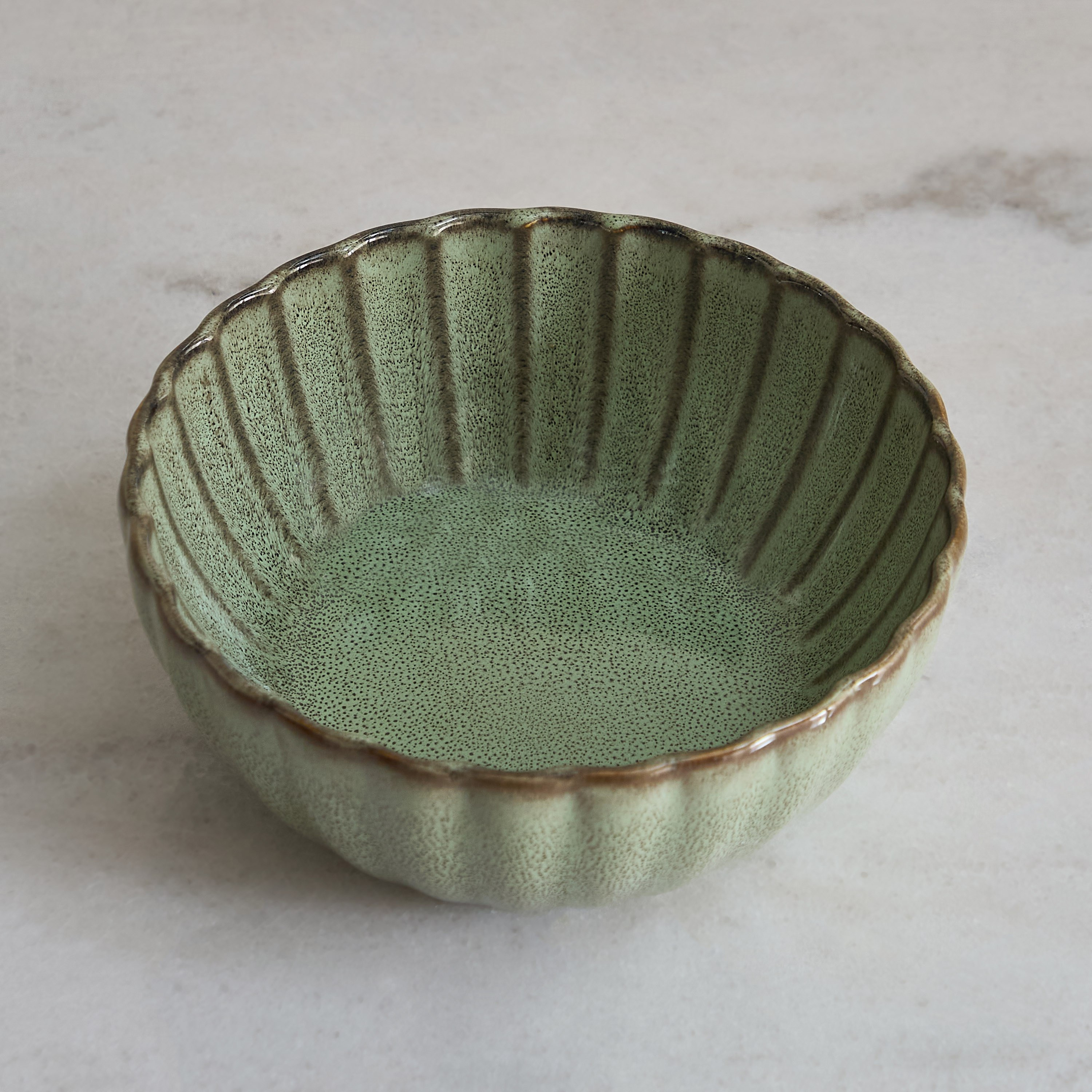 Siam Scallop Cereal Bowl - 17 cm-hbxhomeware-kidsessentials-kidsplates-image-6