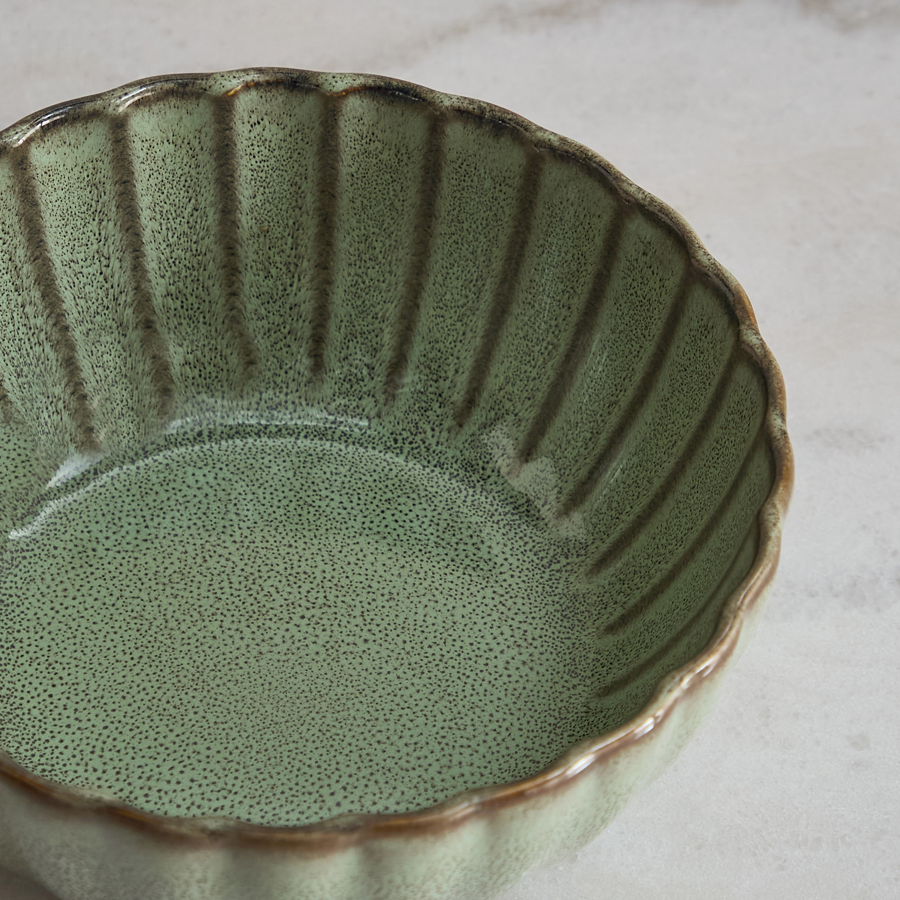 Siam Scallop Cereal Bowl - 17 cm-hbxhomeware-kidsessentials-kidsplates-image-7