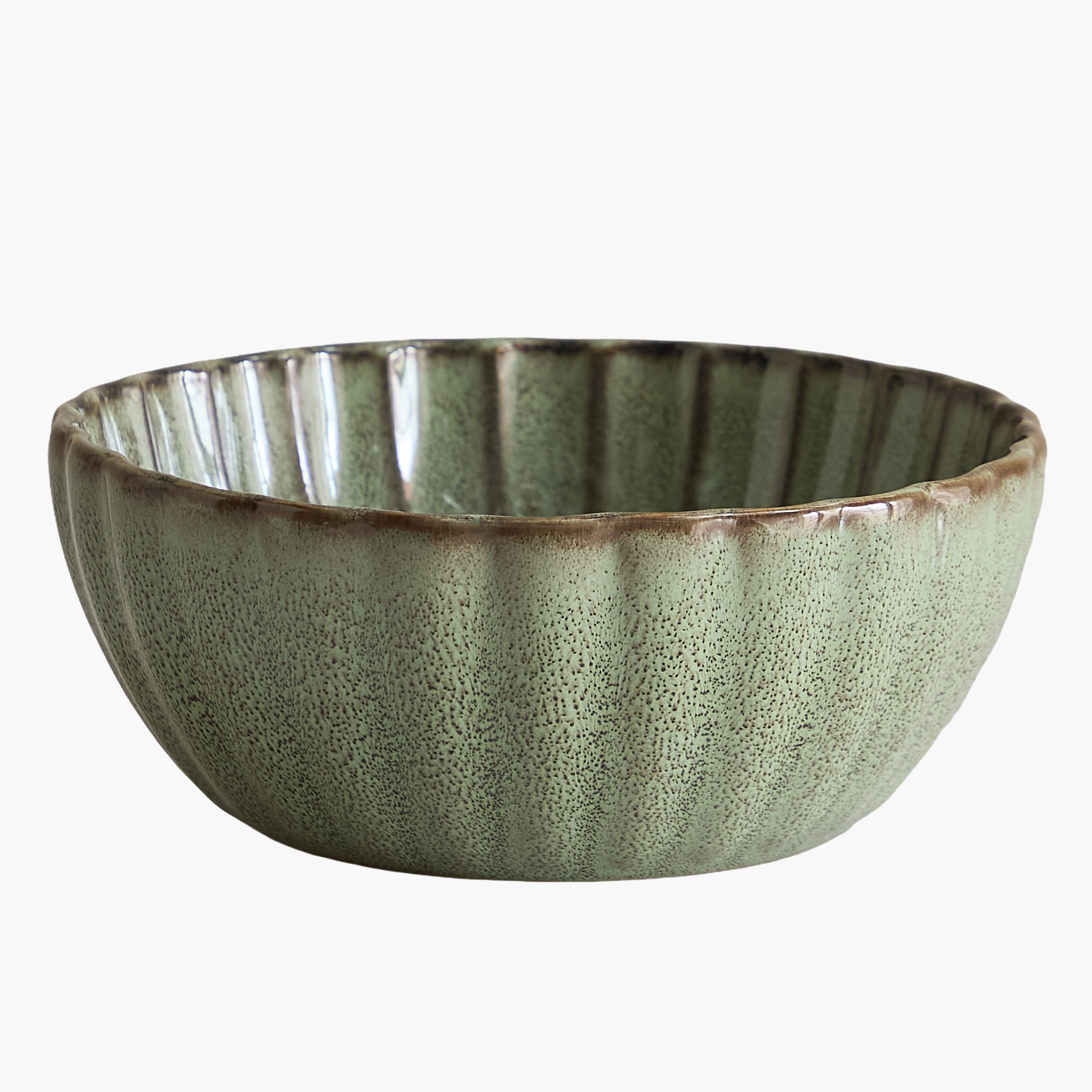 Siam Scallop Cereal Bowl - 17 cm-hbxhomeware-kidsessentials-kidsplates-image-9