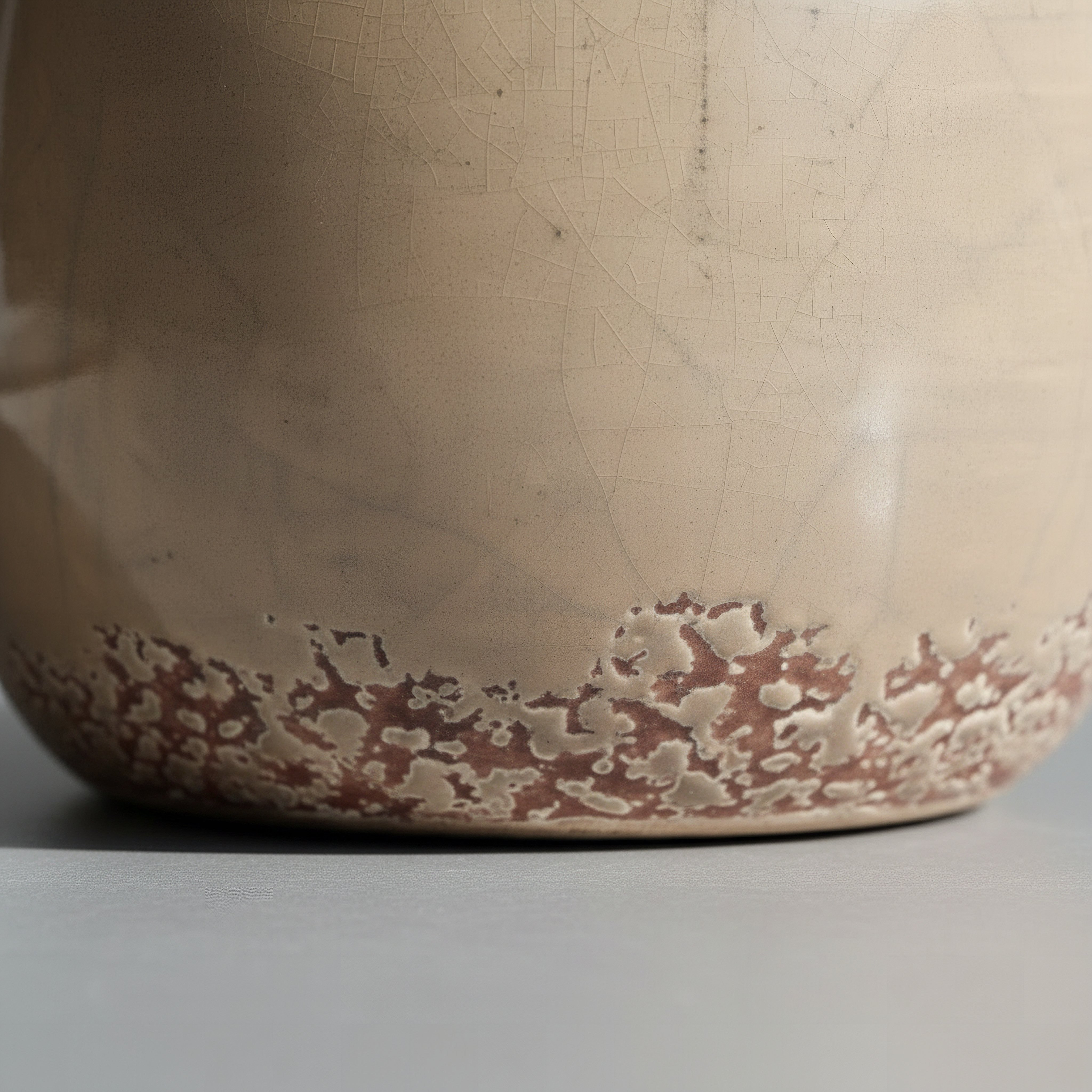 Umber Sinatra Antique Crackle Vase - 16.5x16.5x19 cm-hbxbedroom-decorandaccessories-vases-image-3
