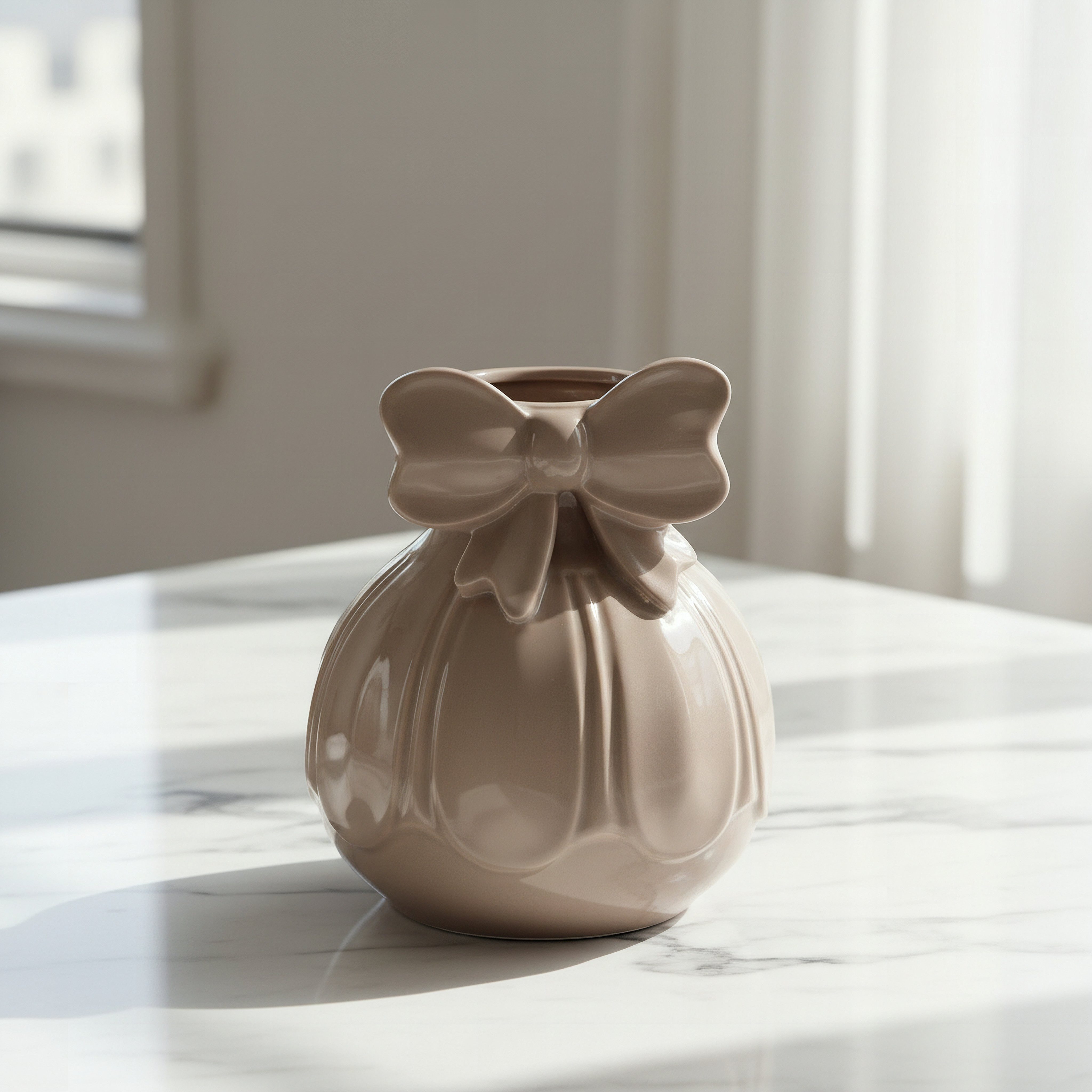 Umber Sinatra Vase - 16x16x20 cm-hbxbedroom-decorandaccessories-vases-image-1