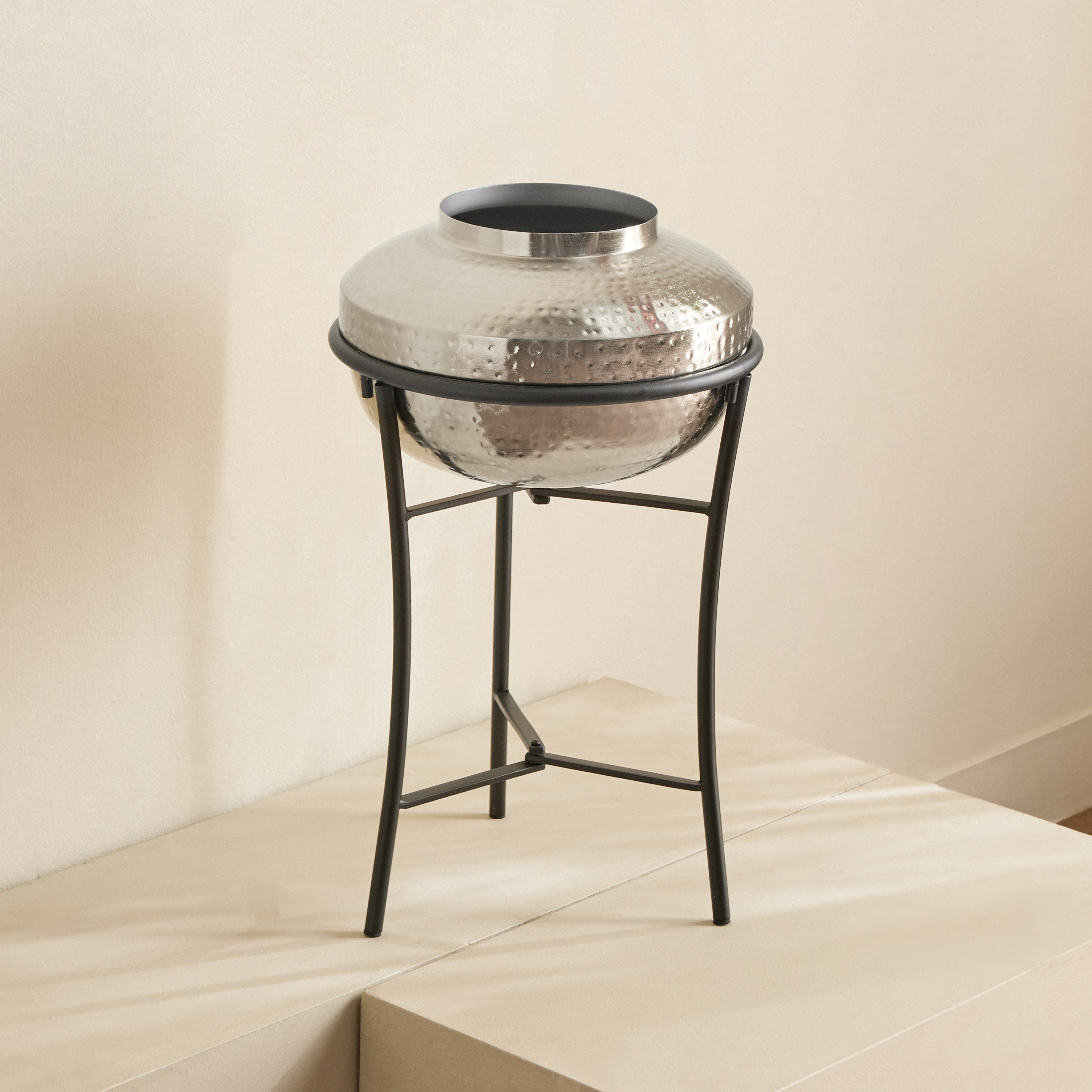 Monochrome Avya Metal Hammered Planter with Stand - 30.5x30.5x51 cm-hbxlivingroom-decorandaccessories-plantersandurns-image-2