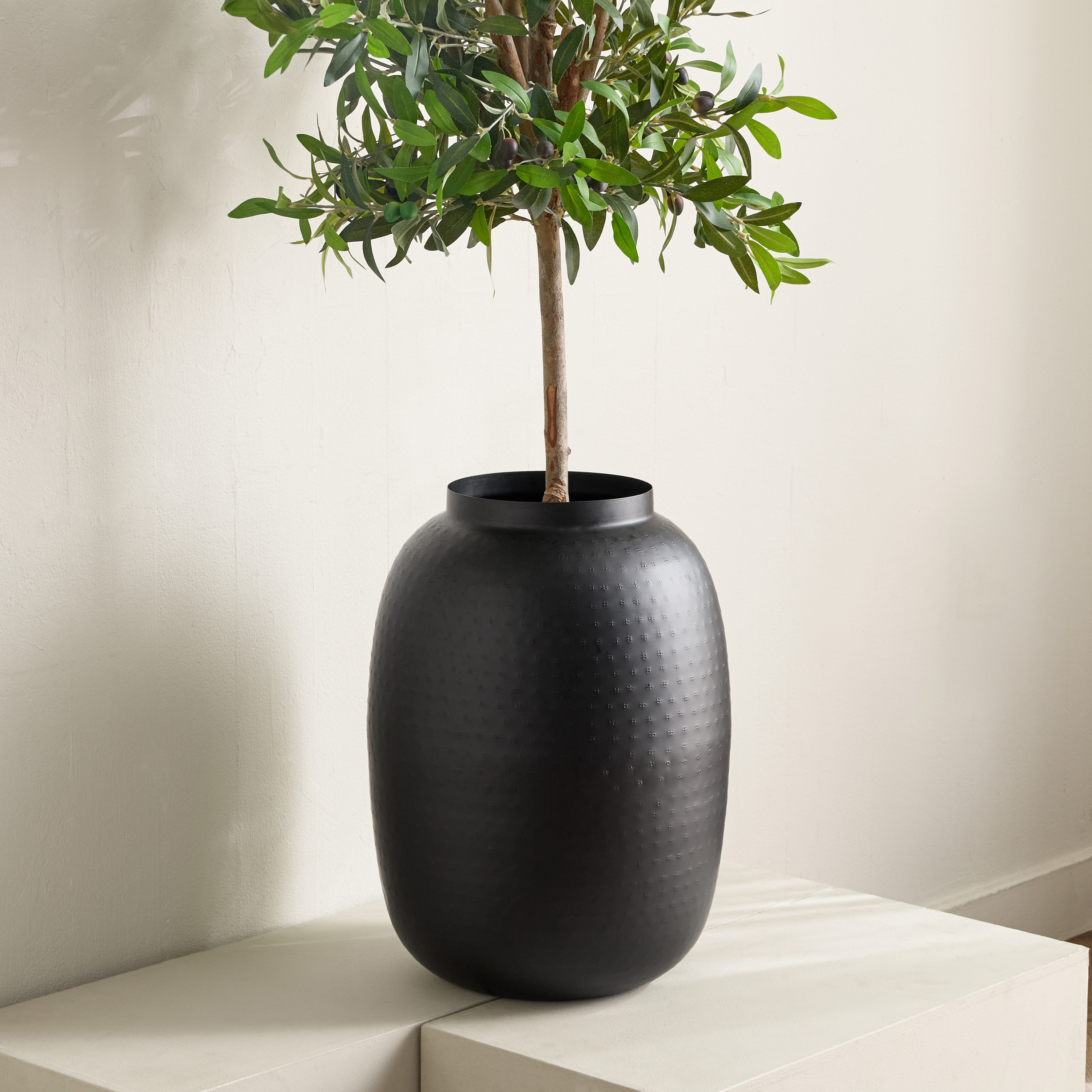Monochrome Avya Metal Hammered Floor Planter - 33x33x45 cm-hbxlivingroom-decorandaccessories-plantersandurns-image-5