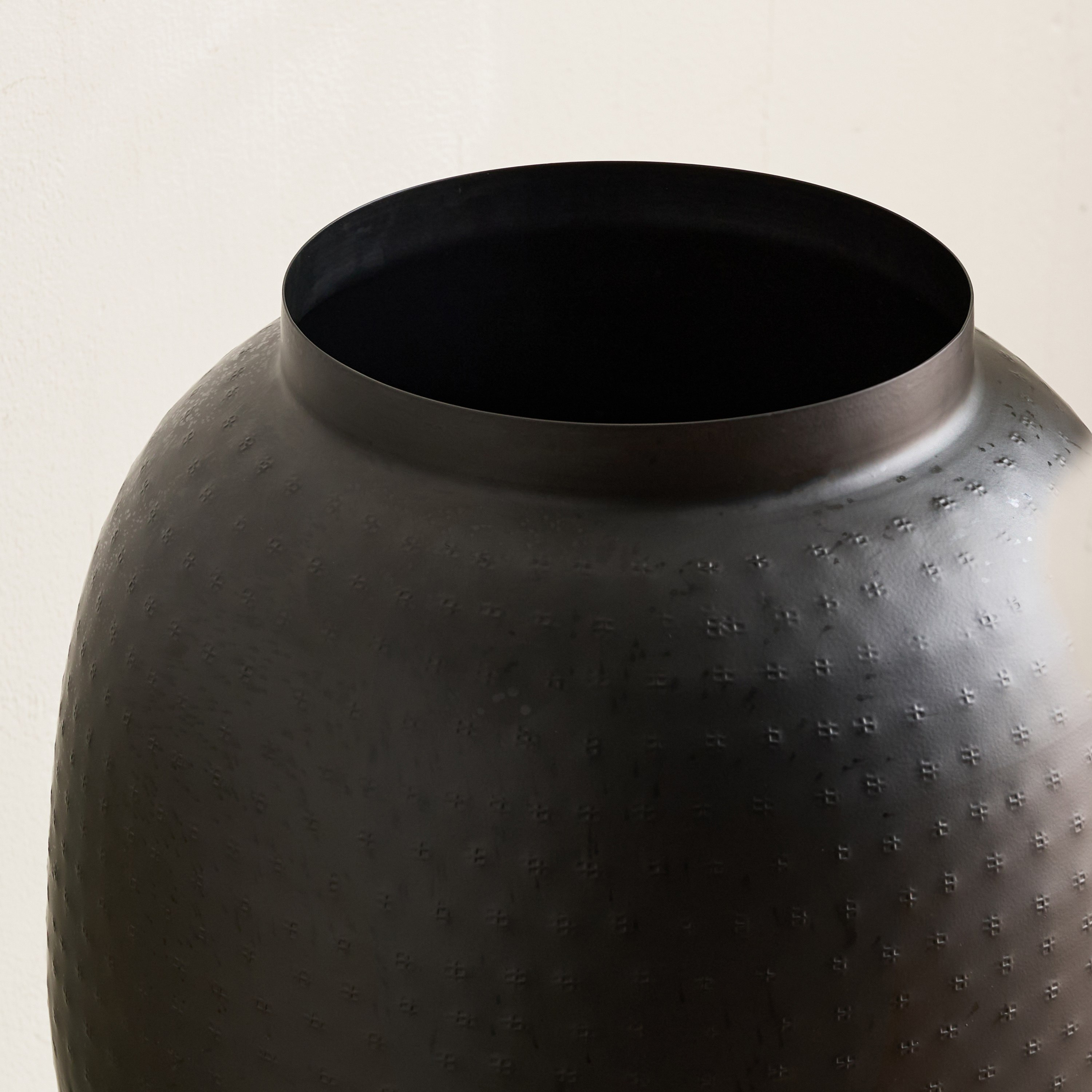 Monochrome Avya Metal Hammered Floor Planter - 33x33x45 cm-hbxlivingroom-decorandaccessories-plantersandurns-image-7