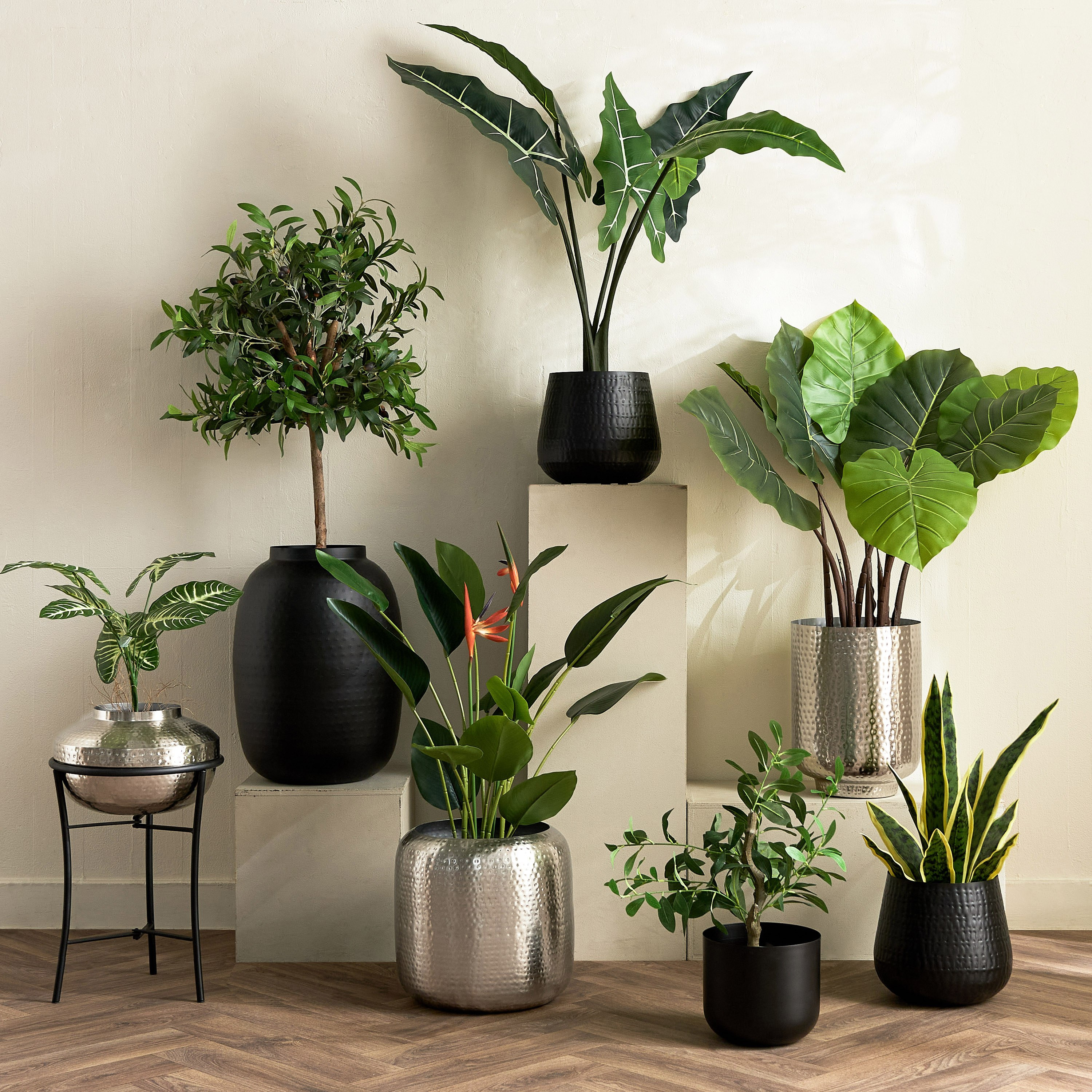 Monochrome Avya Metal Hammered Floor Planter - 33x33x45 cm-hbxlivingroom-decorandaccessories-plantersandurns-image-8