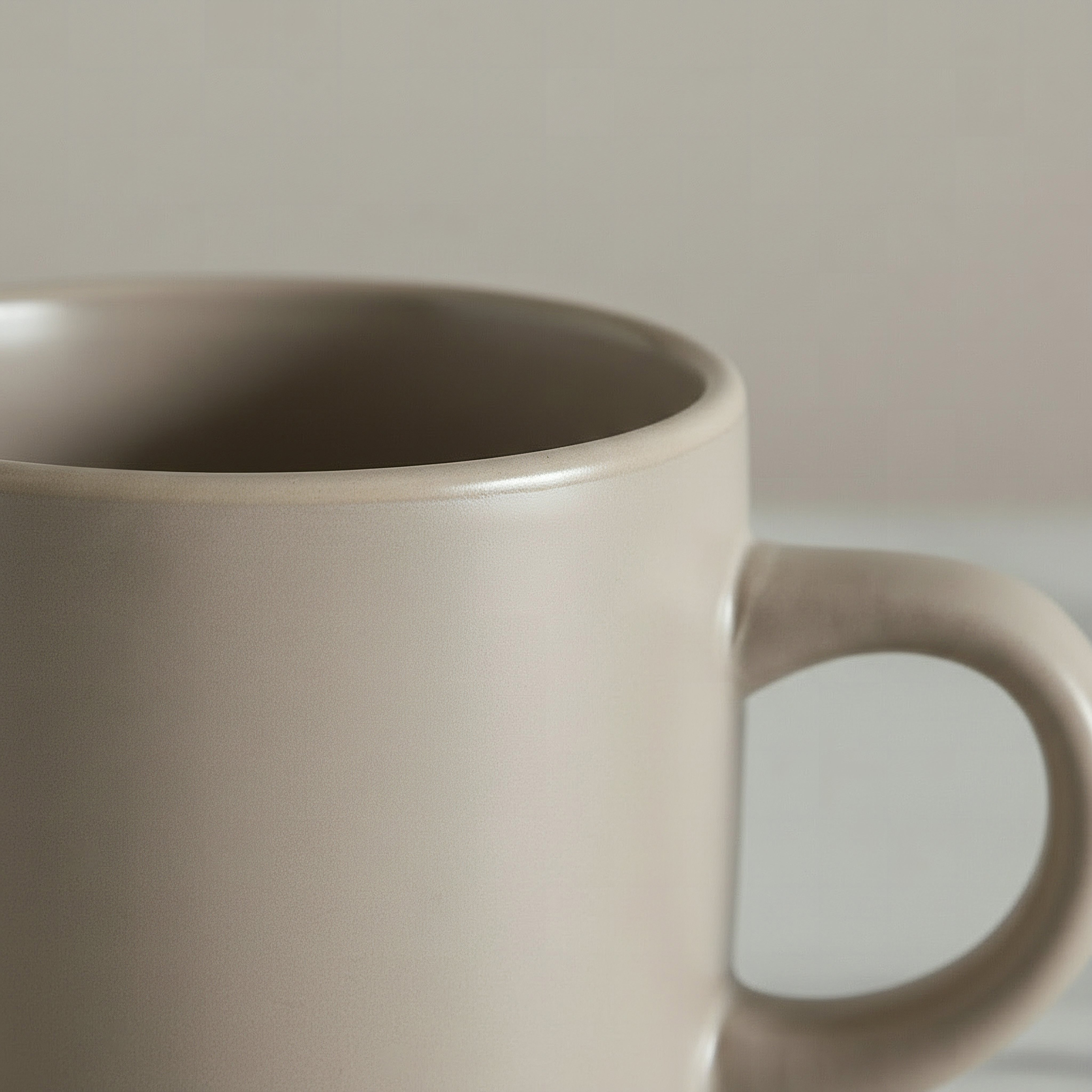 مج من أوليفيا -350 مل-hbxdecorandfurnishings-tabletop-crockery-image-2
