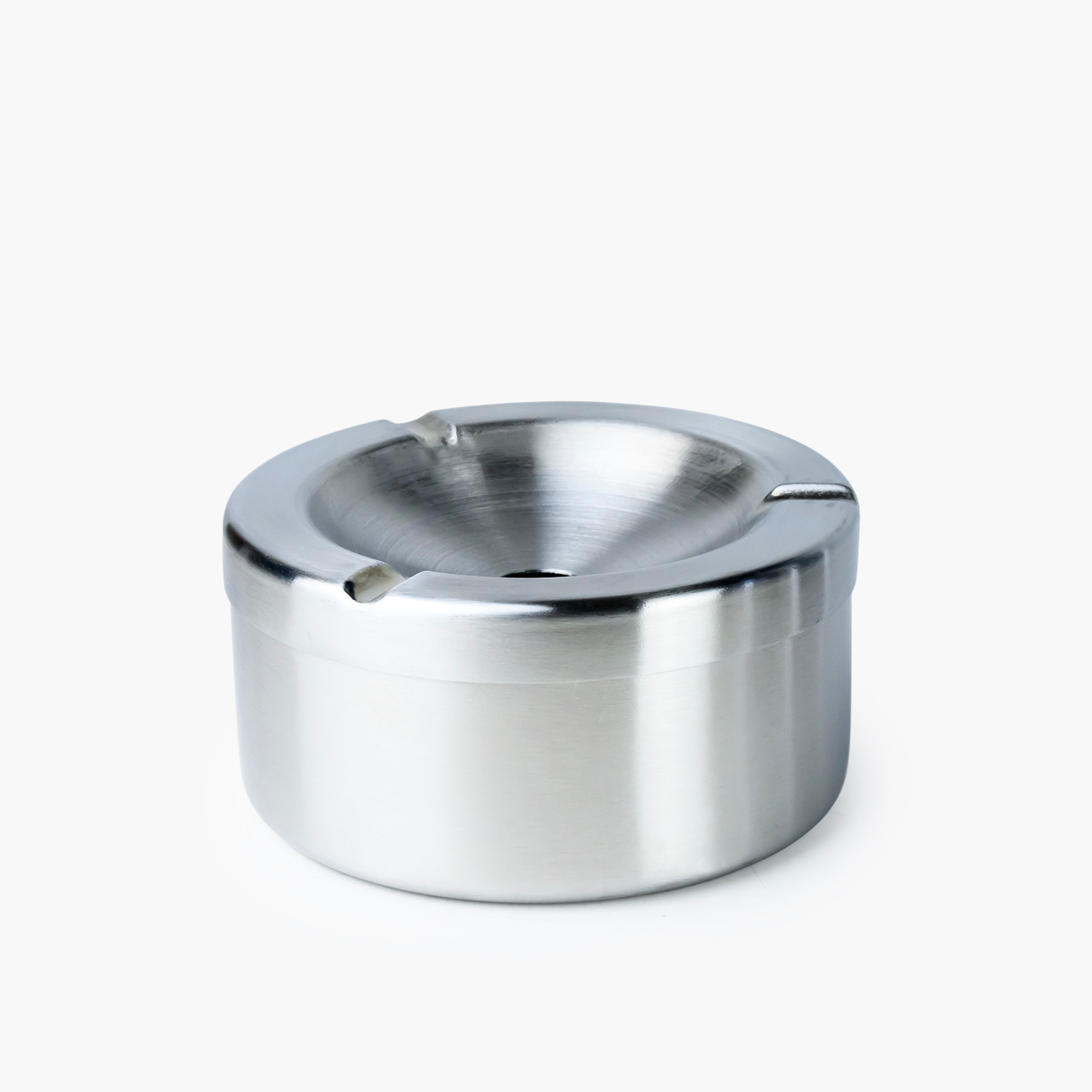 Feast Stainless Steel Round Ashtray - 12x12x6 cm-hbxdecorandfurnishings-tabletop-glassware-image-4