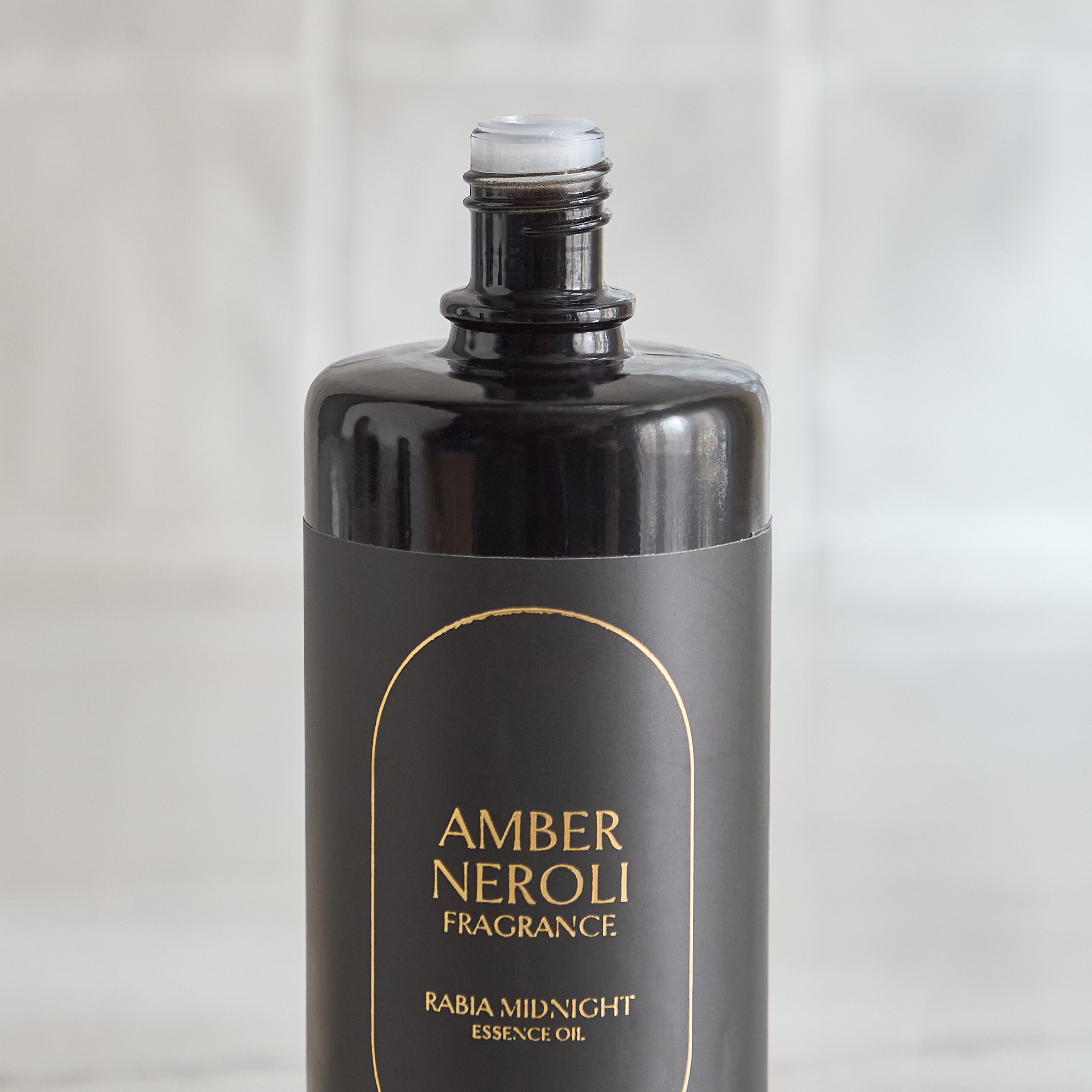 Rabia Midnight Amber Neroli Essence Oil - 250 ml-hbxhomeware-hbxdecorandfurnishings-image-6