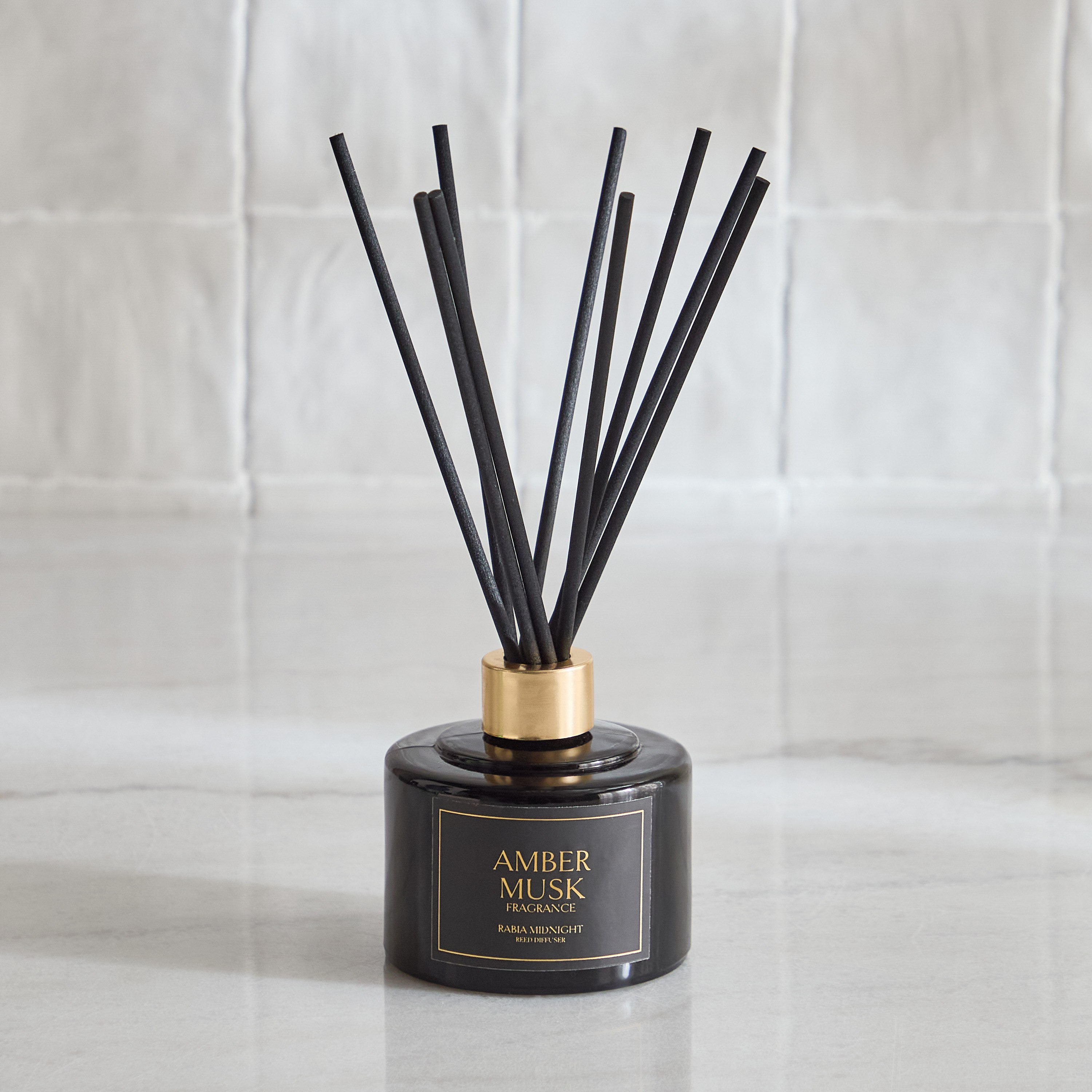 موّزع عطور برائحة العنبر والمسك ميدنايت من رابيا – 200 مل-hbxbedroom-homefragrance-diffusers-image-4