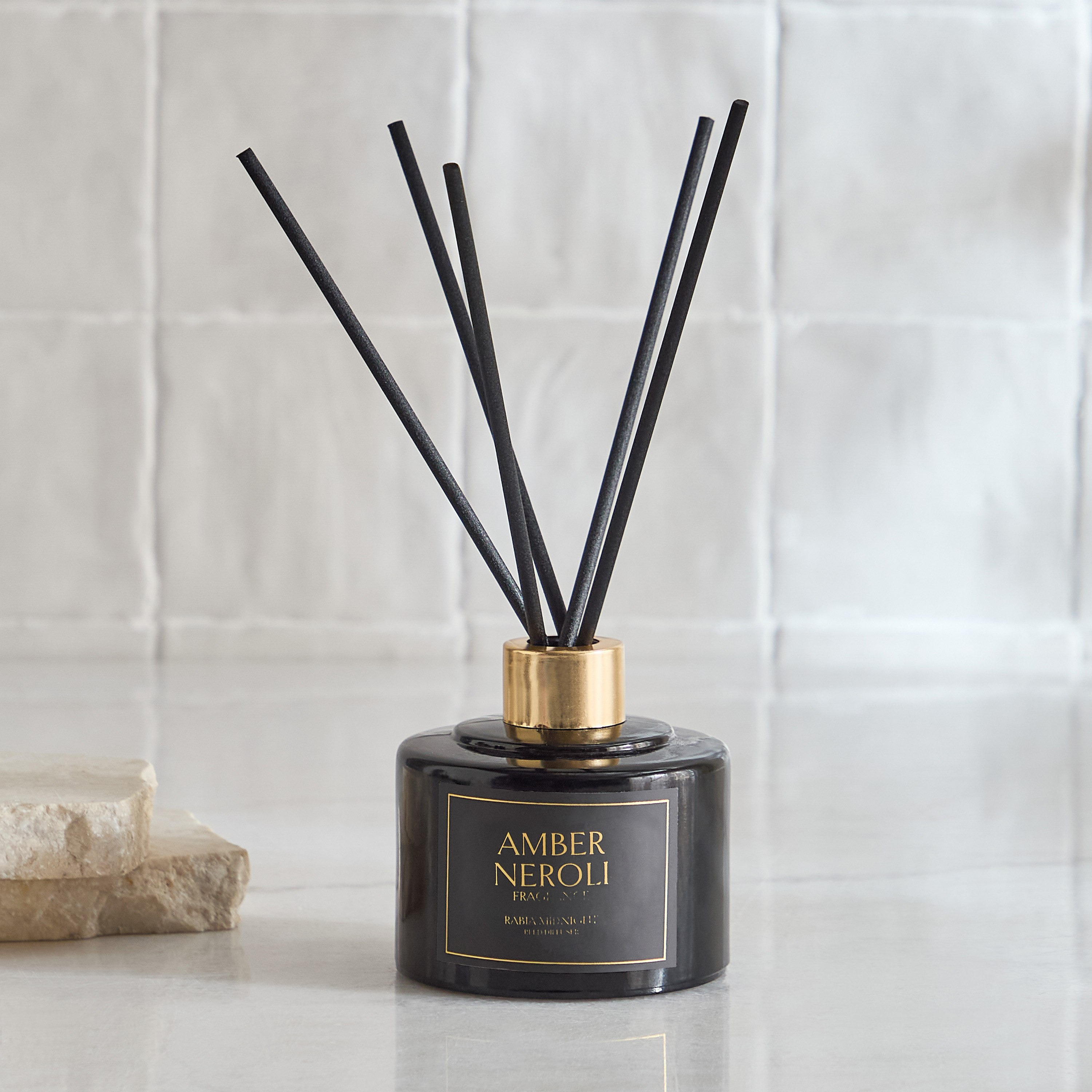 موزع عطور بالأعواد برائحة ميدنايت عنبر ونيرولي من ربيع - 200 مل-hbxbedroom-homefragrance-diffusers-image-4