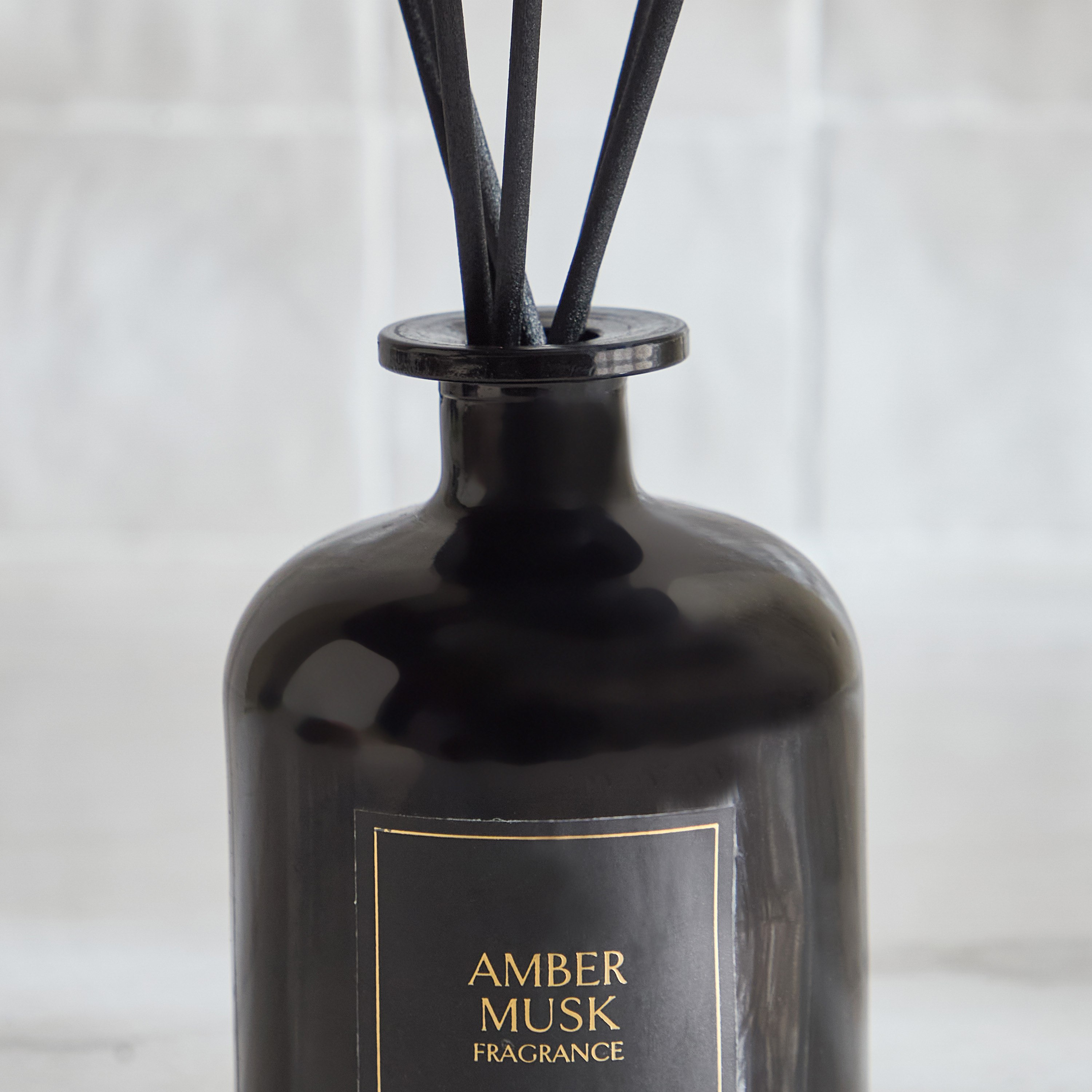 موزّع عطور بأعواد العنبر والمسك ميدنايت من رابيا – 500 مل-hbxbedroom-homefragrance-diffusers-image-6