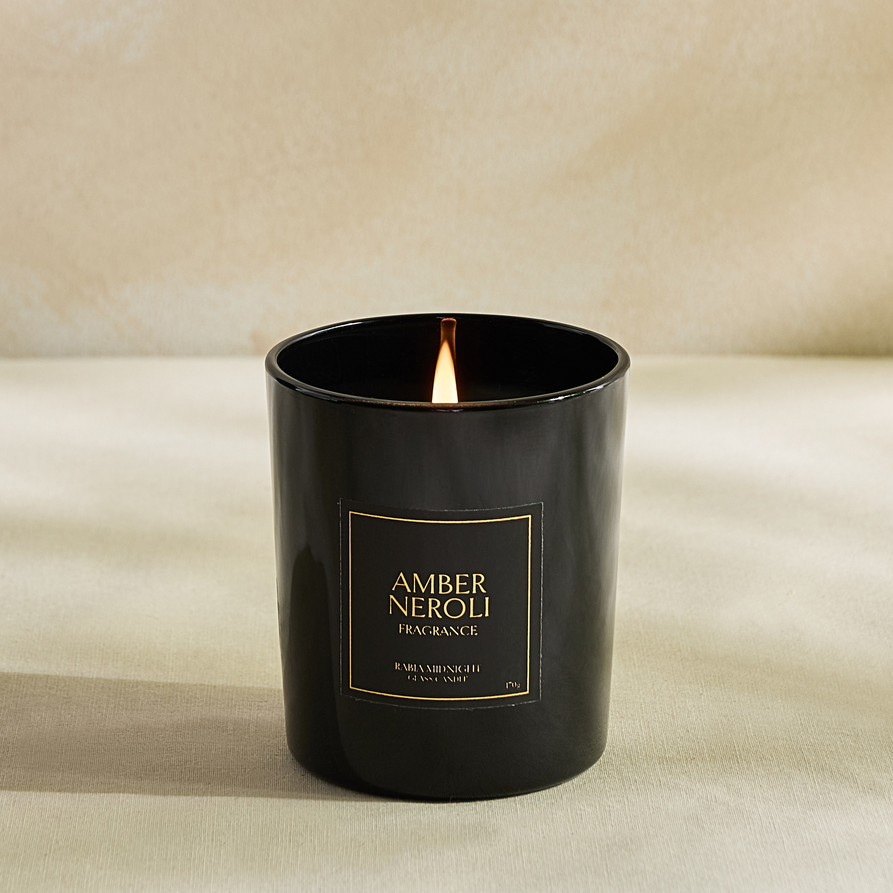 طقم هدايا شمعة وموزع عطور بالأعواد برائحة ميدنايت عنبر نيرولي من ربيع-hbxbedroom-homefragrance-diffusers-image-3