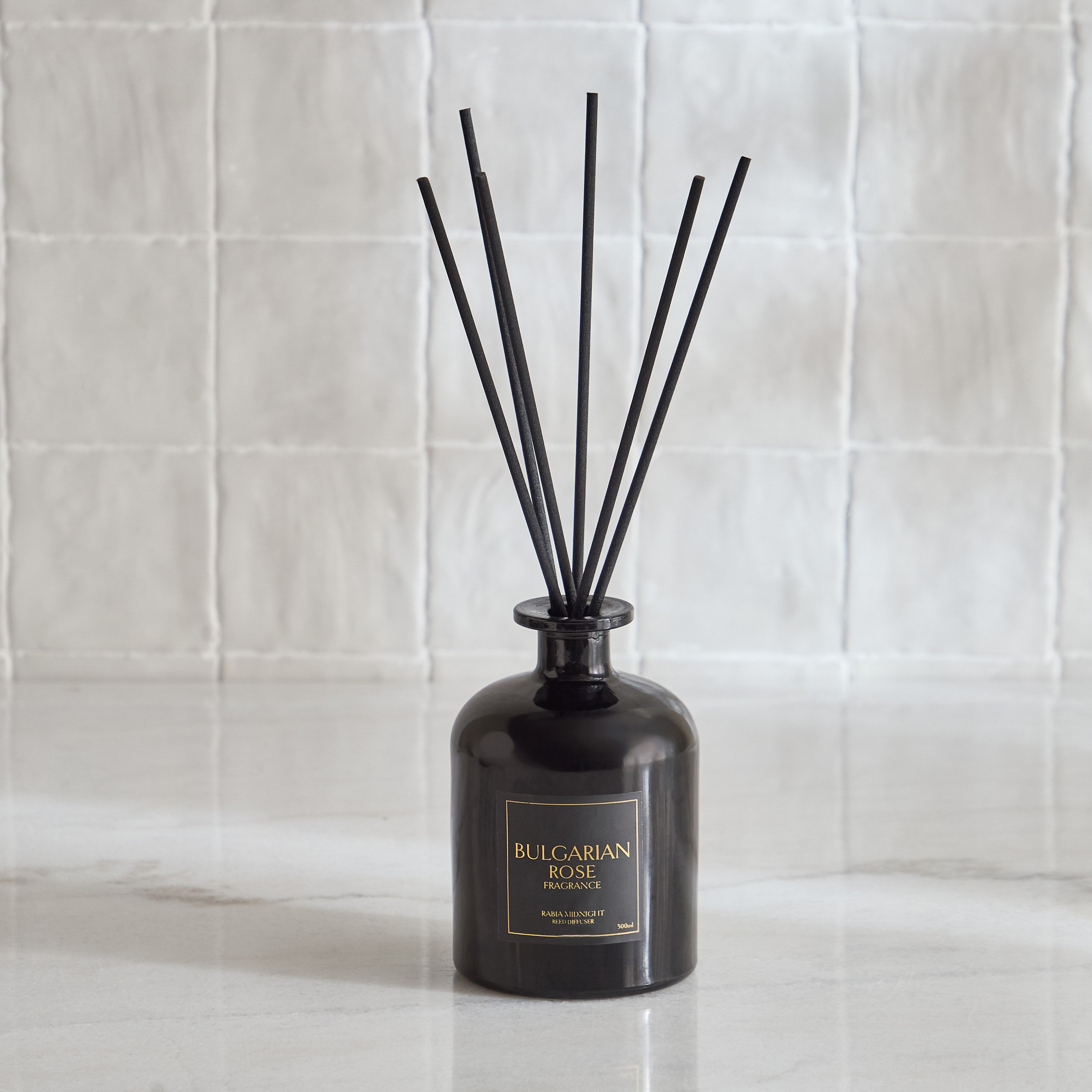 Rabia Midnight Bulgarian Rose Scented Reed Diffuser - 500 ml-hbxbedroom-homefragrance-diffusers-image-4