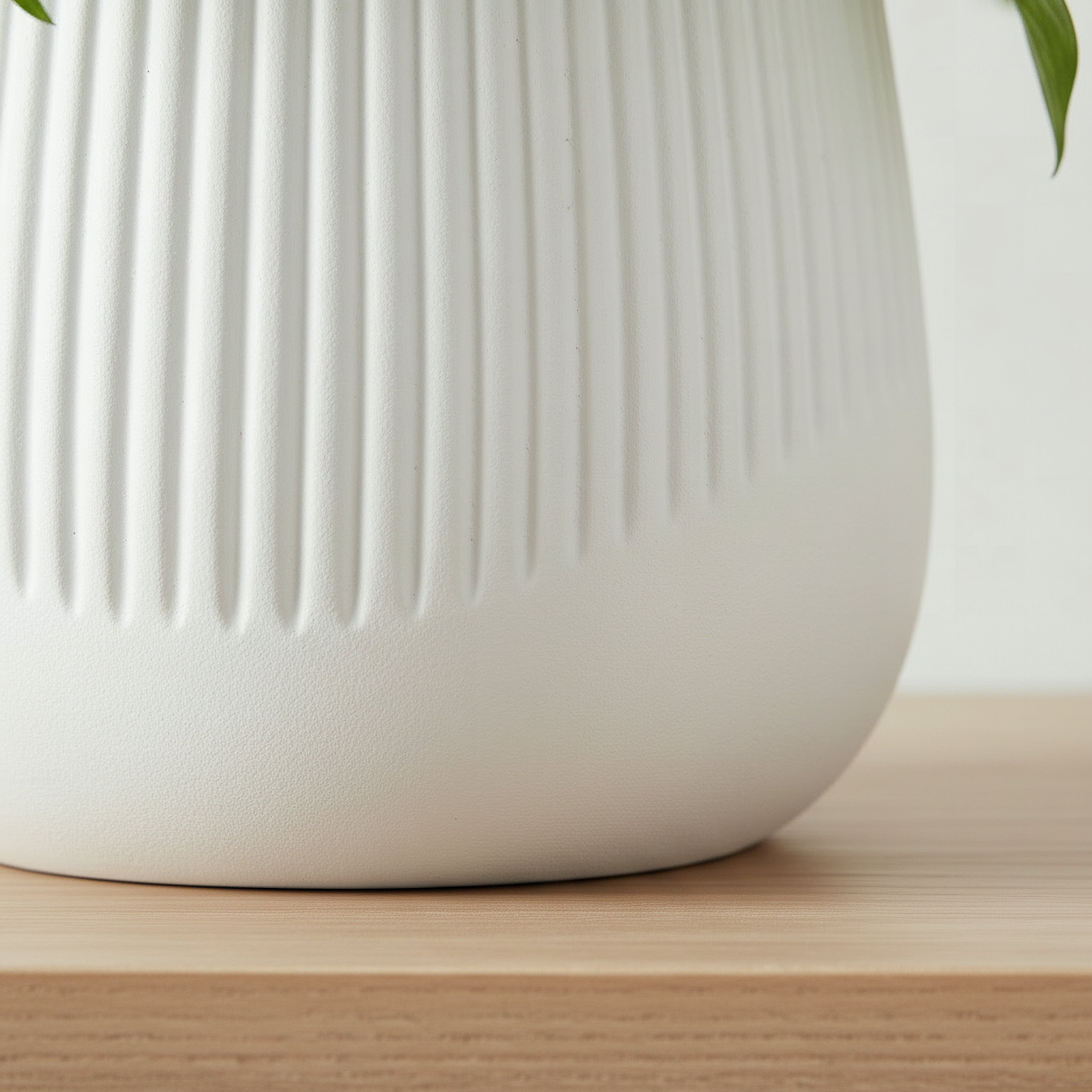 Sansa Siera Ceramic Planter - 16x16x14 cm-hbxhomeware-hbxdecorandfurnishings-image-3