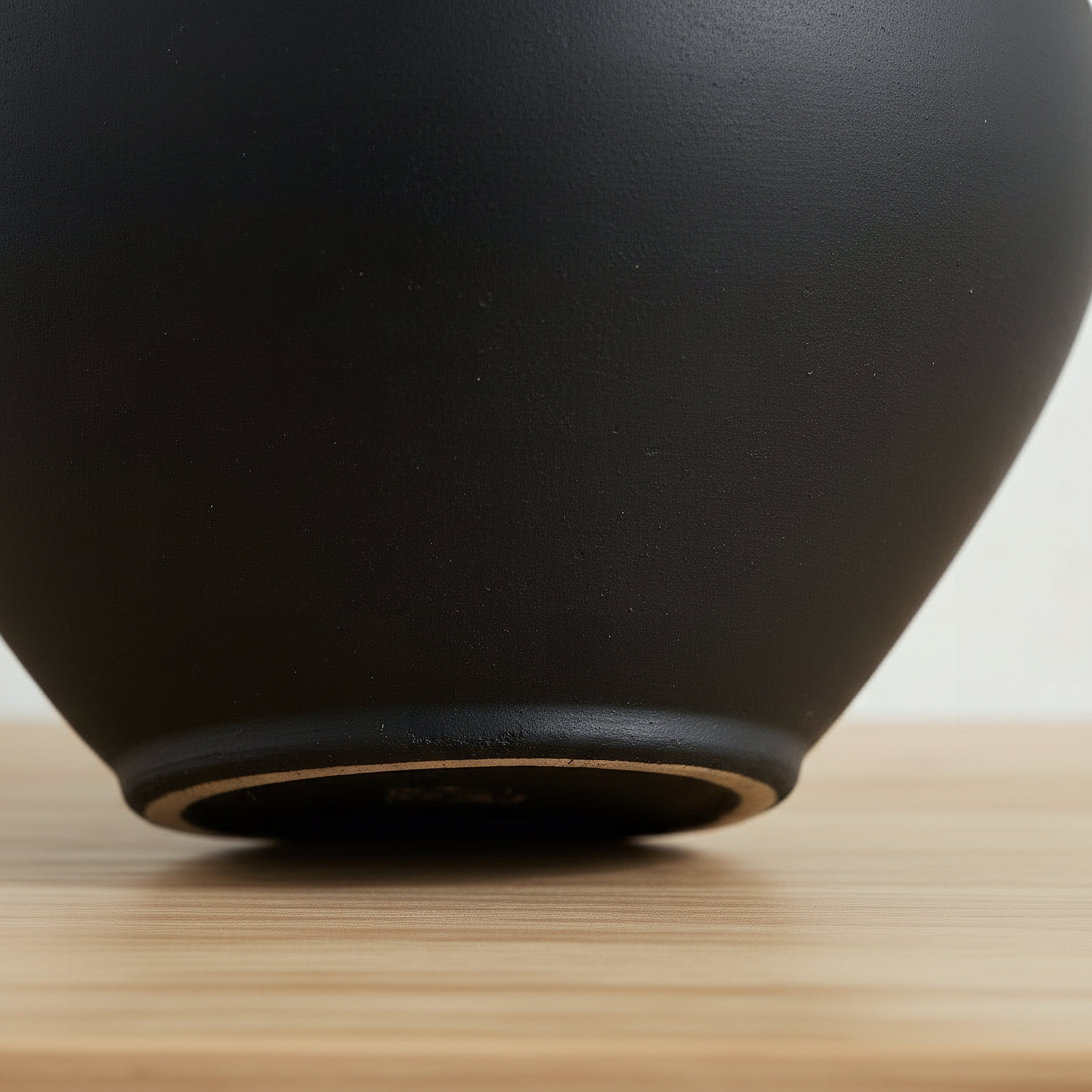 Sansa Siera Ceramic Planter - 16x16x14 cm-hbxhomeware-hbxdecorandfurnishings-image-3