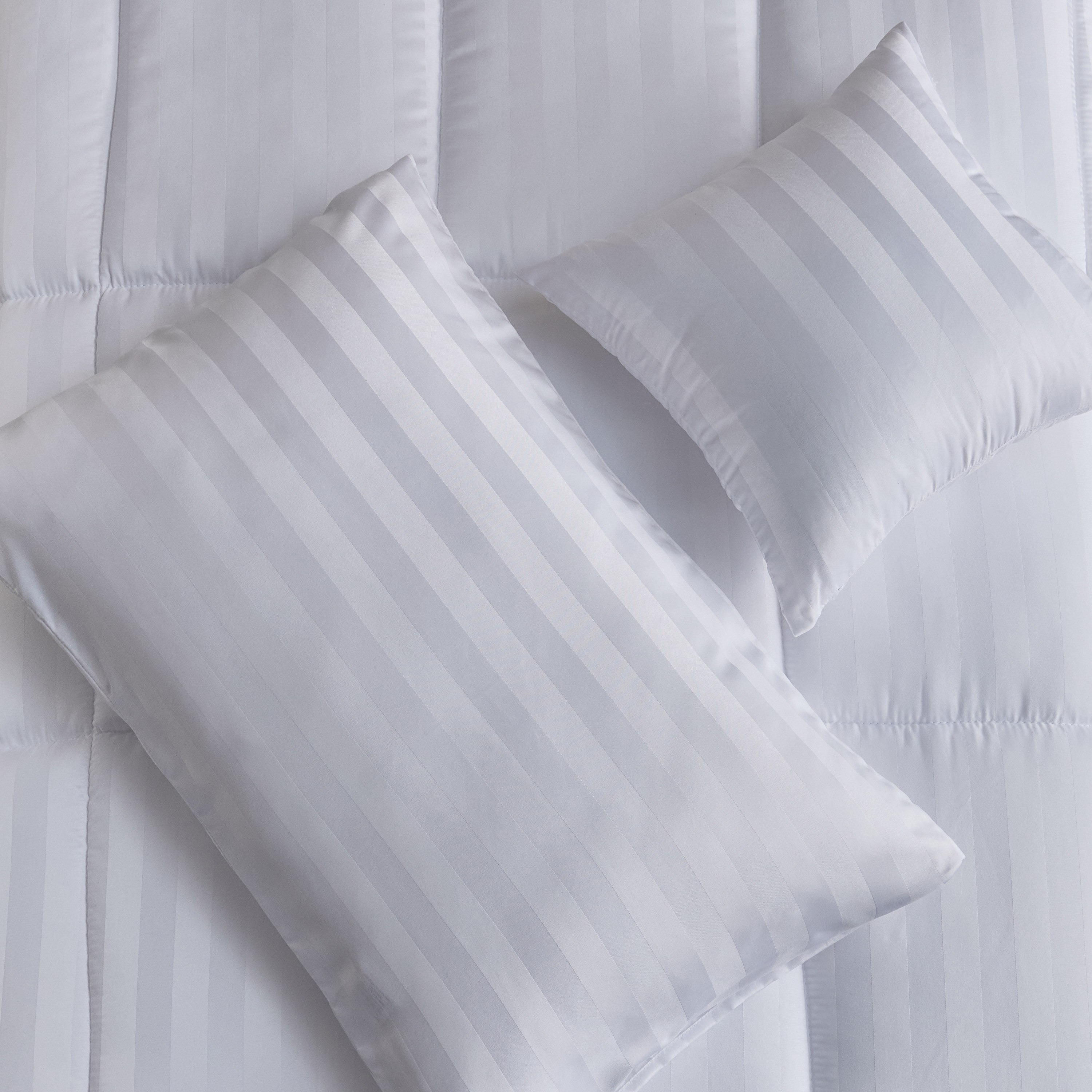 طقم لحاف توين من الألياف الدقيقة بخطوط ستان 3 قطع من ستانفورد - 160x220 سم-hbxhomeware-hbxdecorandfurnishings-image-5