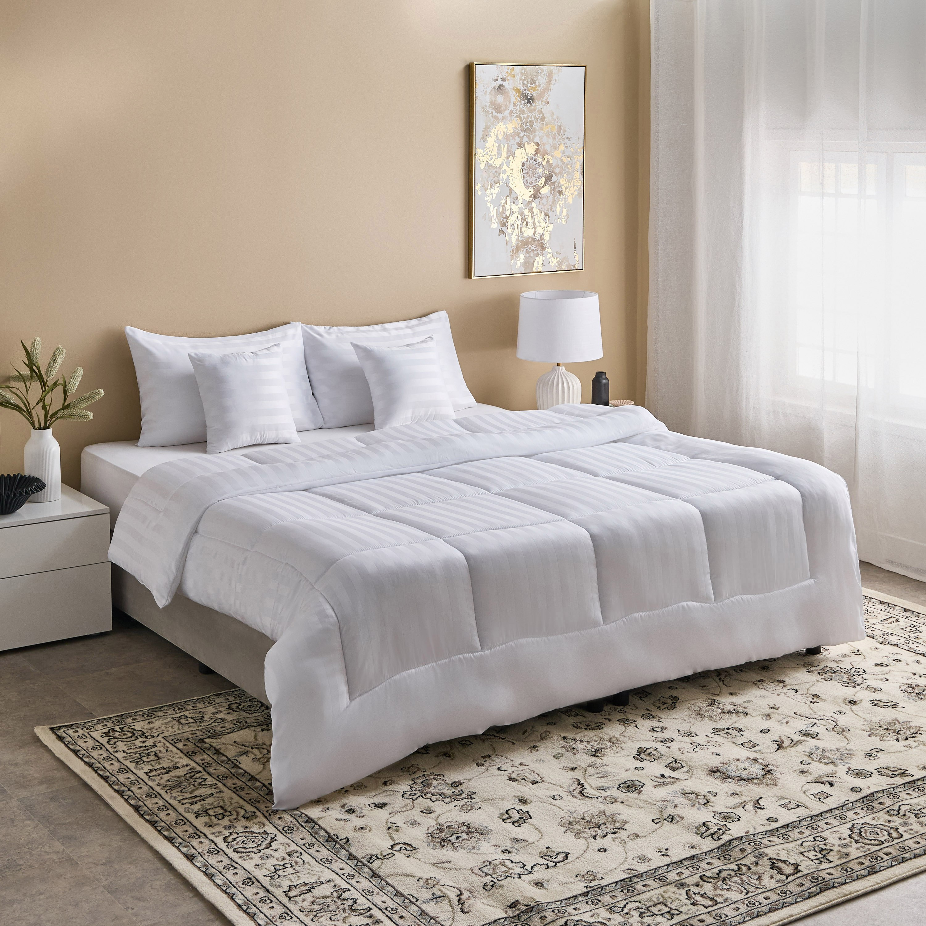 طقم لحاف كينج من الألياف الدقيقة بخطوط ستان 5 قطع من ستانفورد - 220x240 سم-hbxhomeware-hbxdecorandfurnishings-image-7