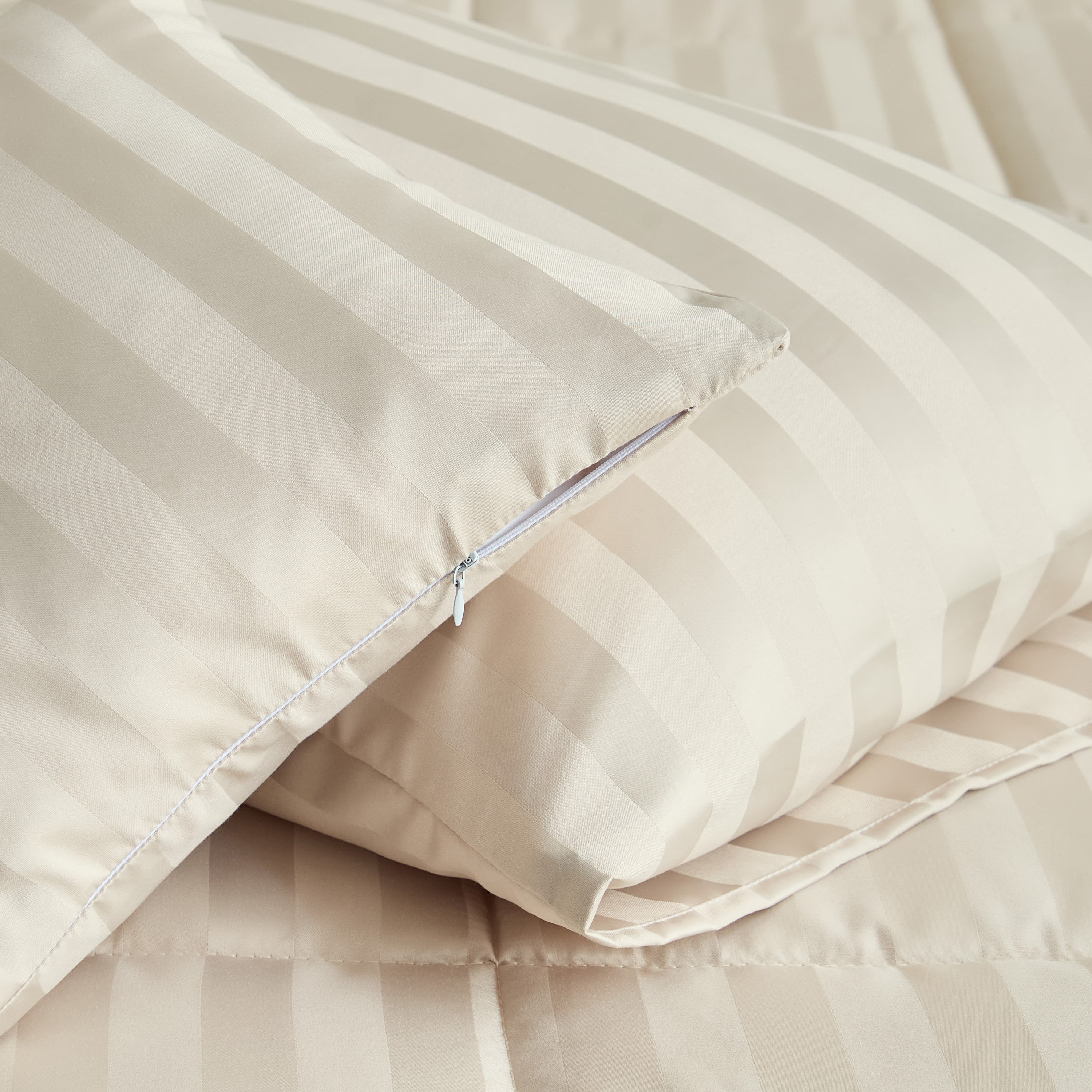 طقم لحاف توين مخطط ساتان 3 قطع من الألياف الدقيقة من ستانفورد - 160x220 سم-hbxhomeware-hbxdecorandfurnishings-image-6