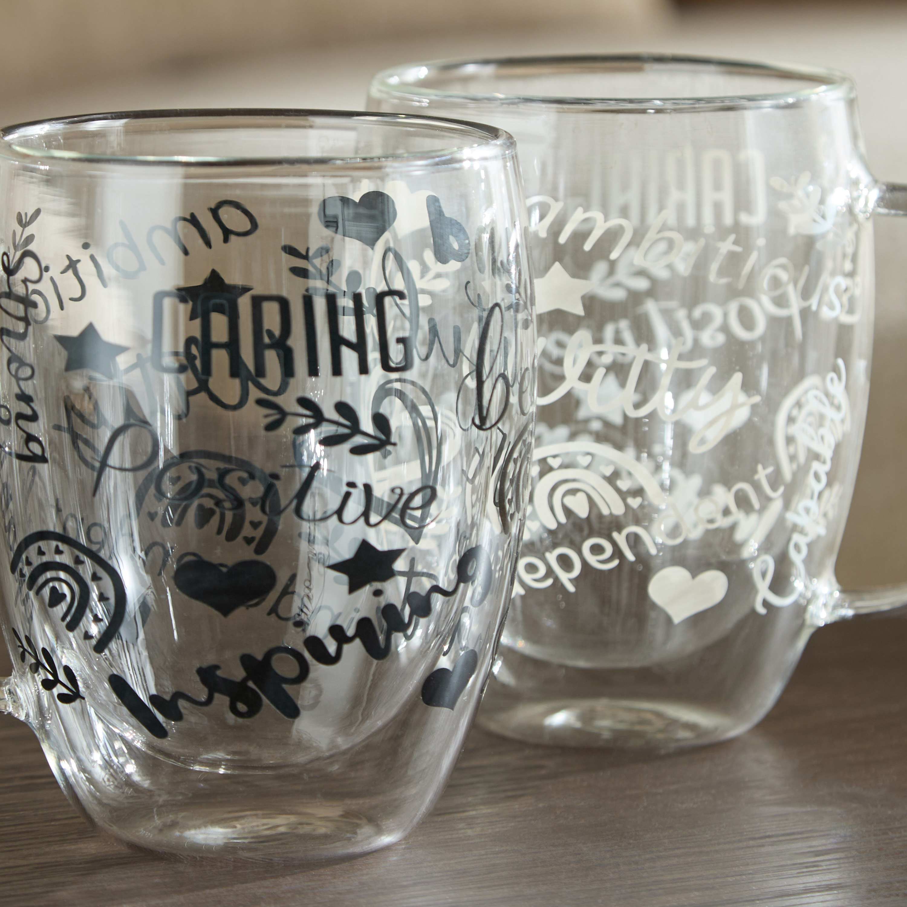 طقم مجات من زجاج البورسليكات قطعتين بجدار مزدوج وطبعات من زين - 350 مل-hbxdecorandfurnishings-tabletop-glassware-image-7