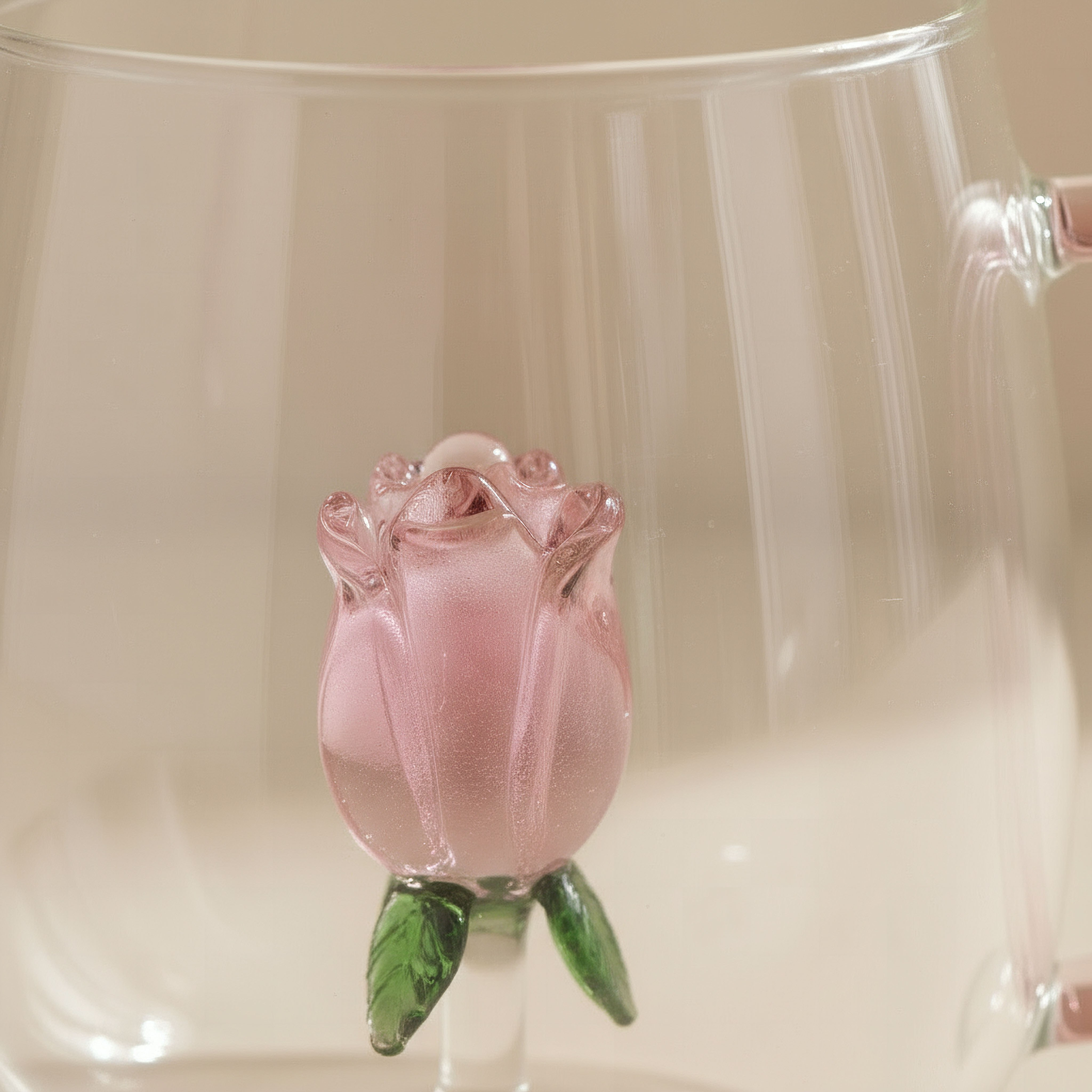 كوب قهوة بزجاج بوروسيليكات بتصميم زهرة ثلاثي الأبعاد مع مقبض من زين - ‎300 مل‎-hbxdecorandfurnishings-tabletop-glassware-image-2