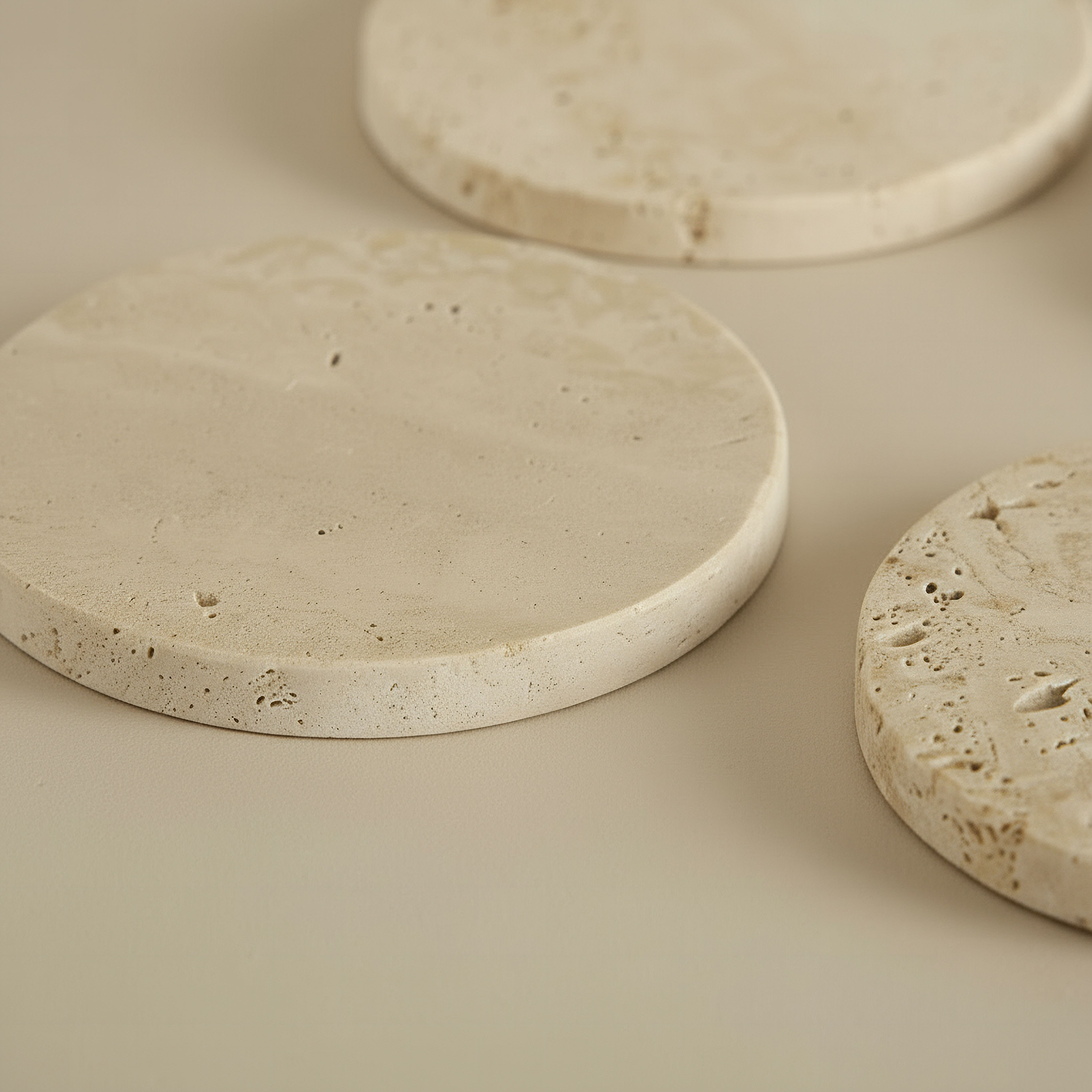 Zen 4-Piece Travertine Stone Round Marble Coaster Set - 10x10 cm-hbxdecorandfurnishings-tabletop-serveware-image-2