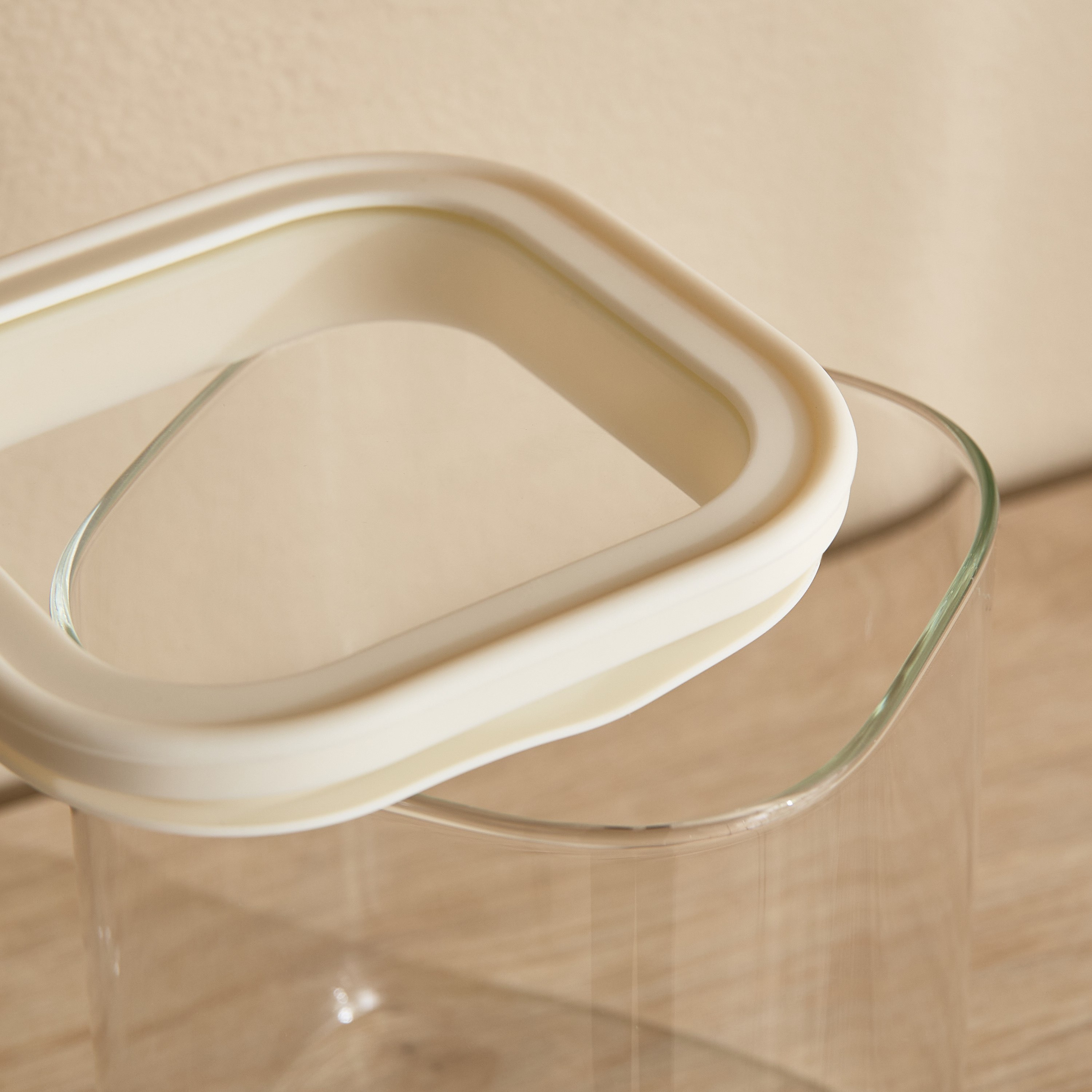 Zen Borosilicate Glass Square Food Storage Jar with Silicon Lid - 900 ml-hbxhomeware-hbxkitchen-image-7