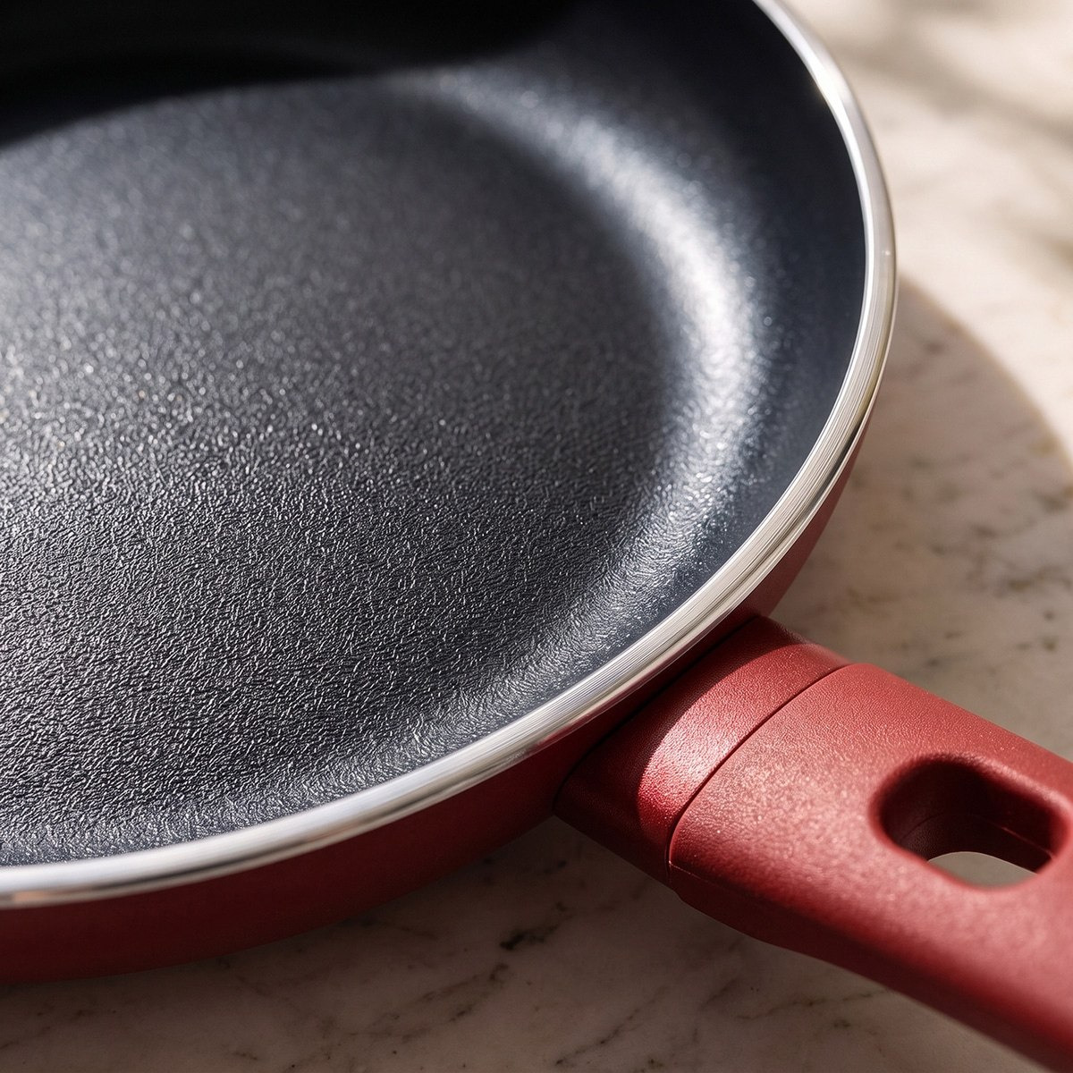 مقلاة ألومنيوم من صفا - 22 سم-hbxhomeware-hbxkitchen-image-2