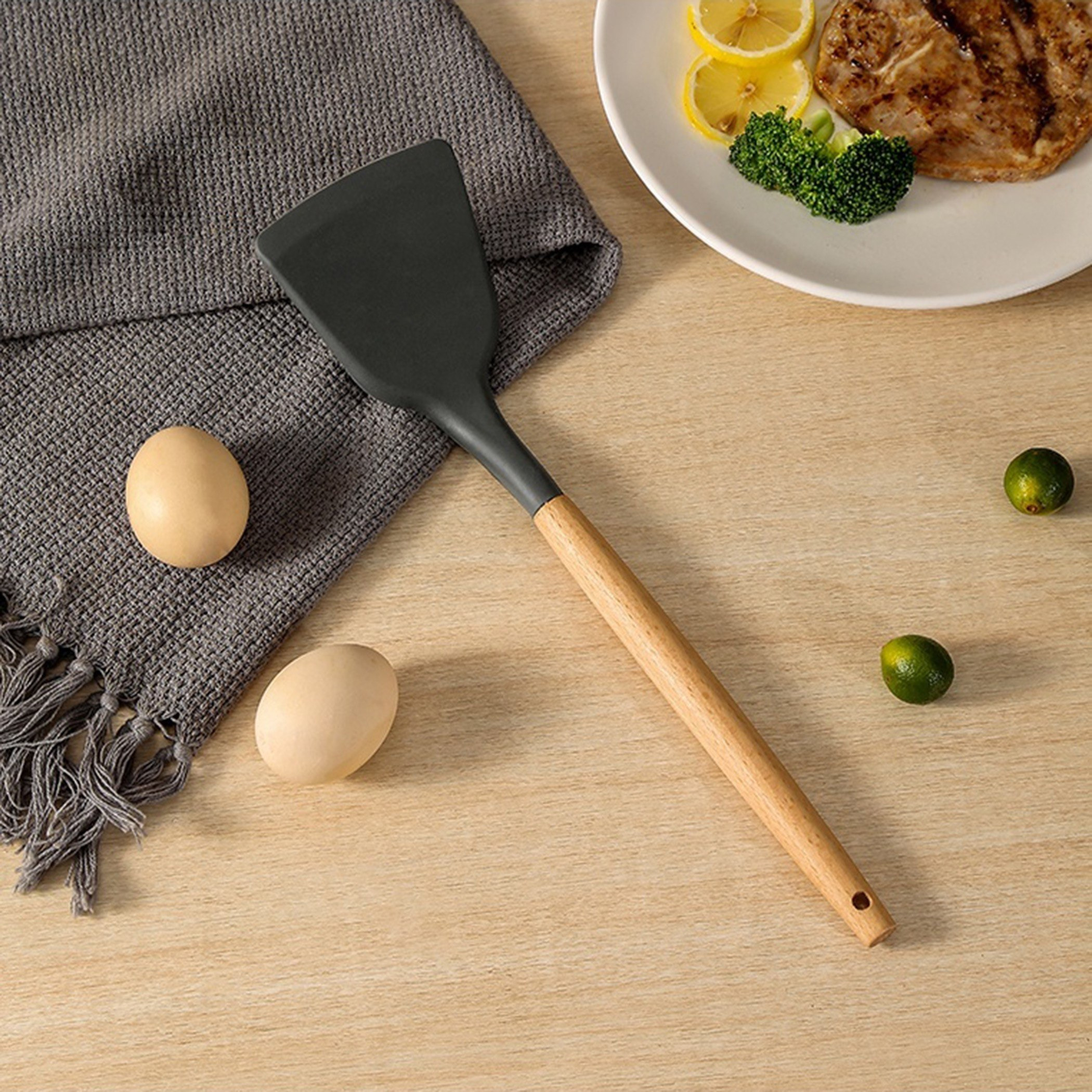 ملعقة مسطحة بمقبض خشبي من صفا-hbxhomeware-hbxkitchen-image-4