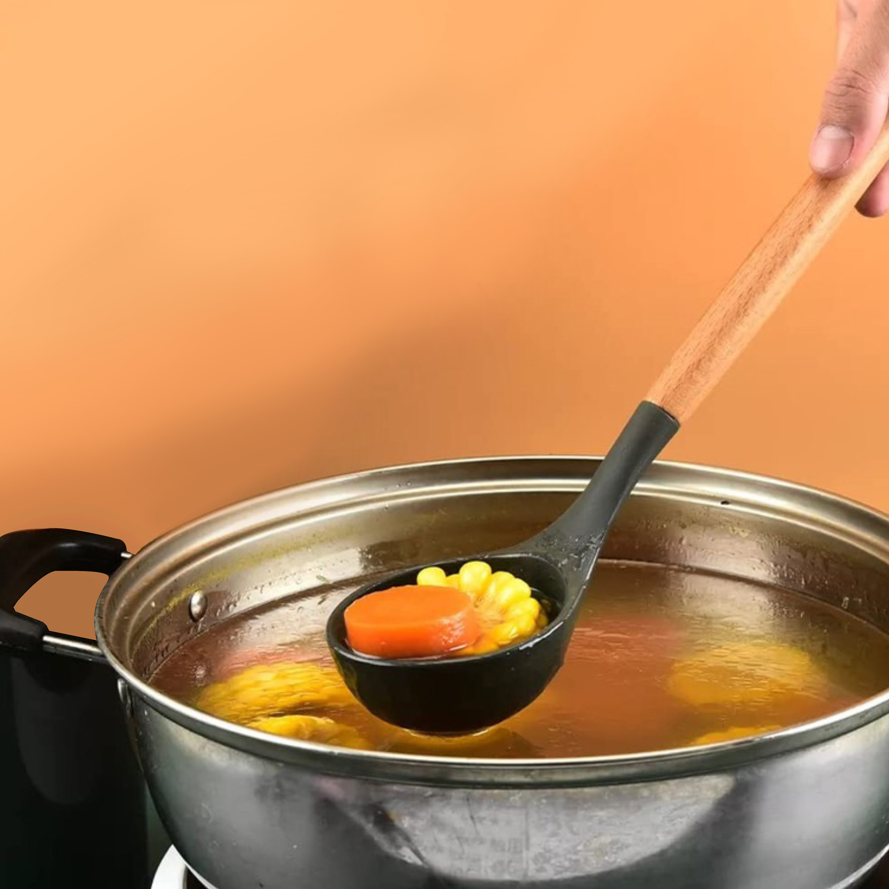 مغرفة بمقبض خشبي من صفا-hbxhomeware-hbxkitchen-image-2