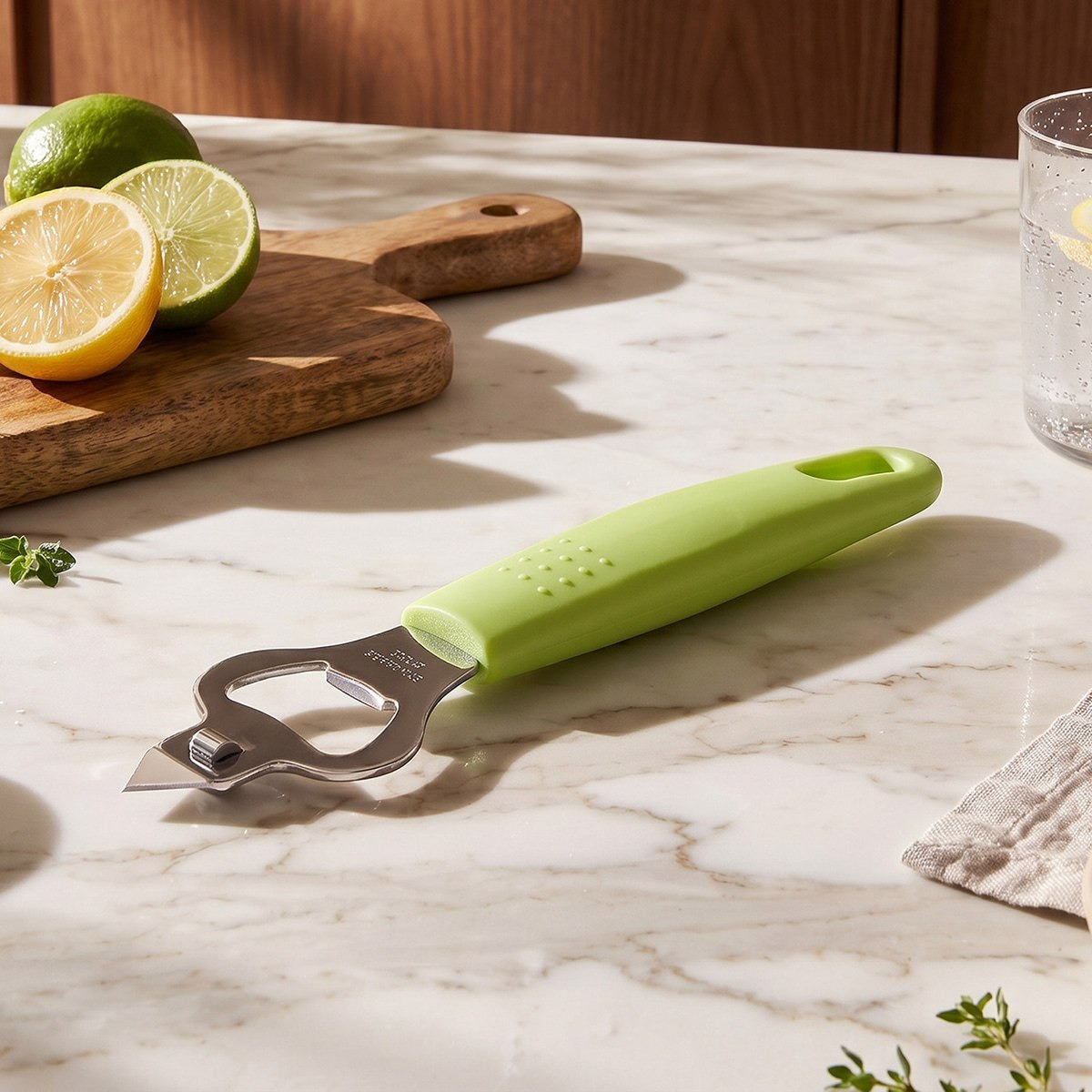 Safa Bottle Opener with Manual Can Opener-hbxkitchen-kitchenware-kitchenaccessories-image-1