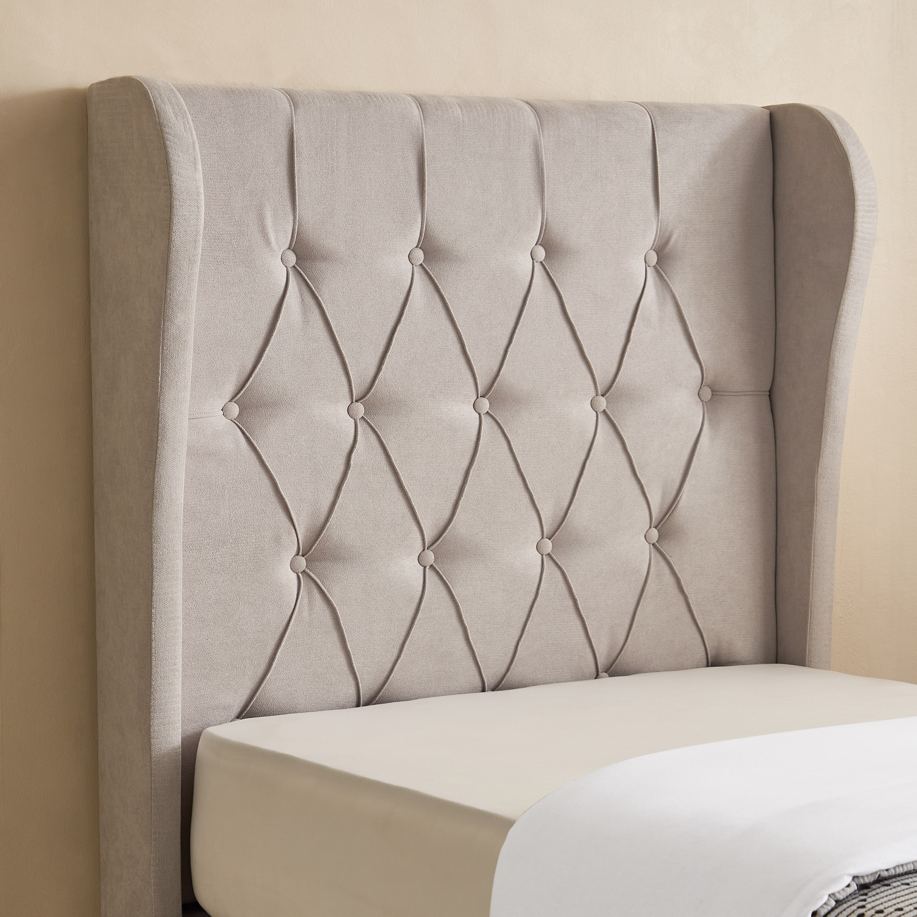 Curvy Chester Single Upholstered Bed - 90x200 cm-hbxkidsandyouth-bedsandbedsets-beds-single-image-3