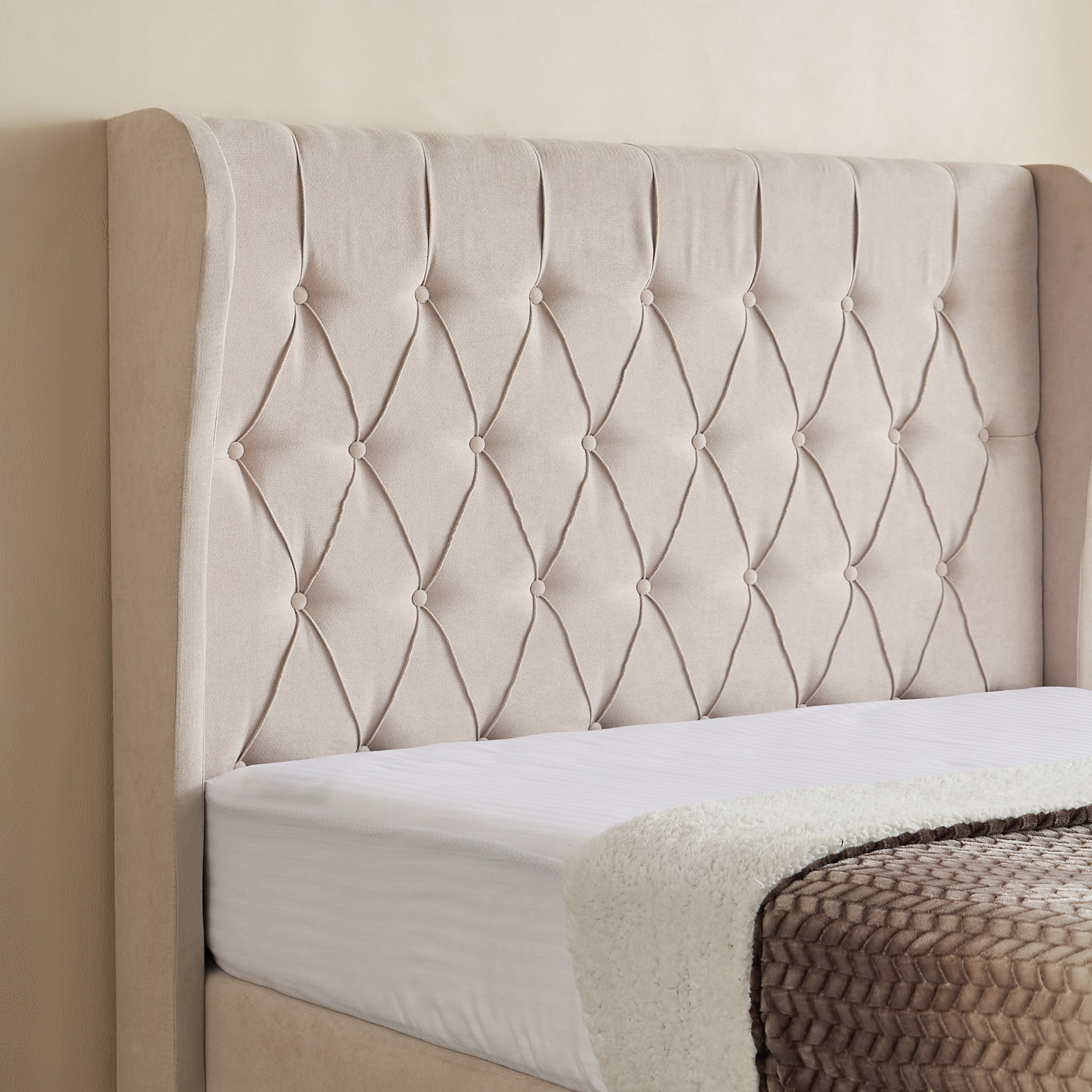 Curvy Chester Twin Upholstered Bed - 120x200 cm-hbxbedroom-bedsandbedsets-upholsteredbeds-twin-image-3